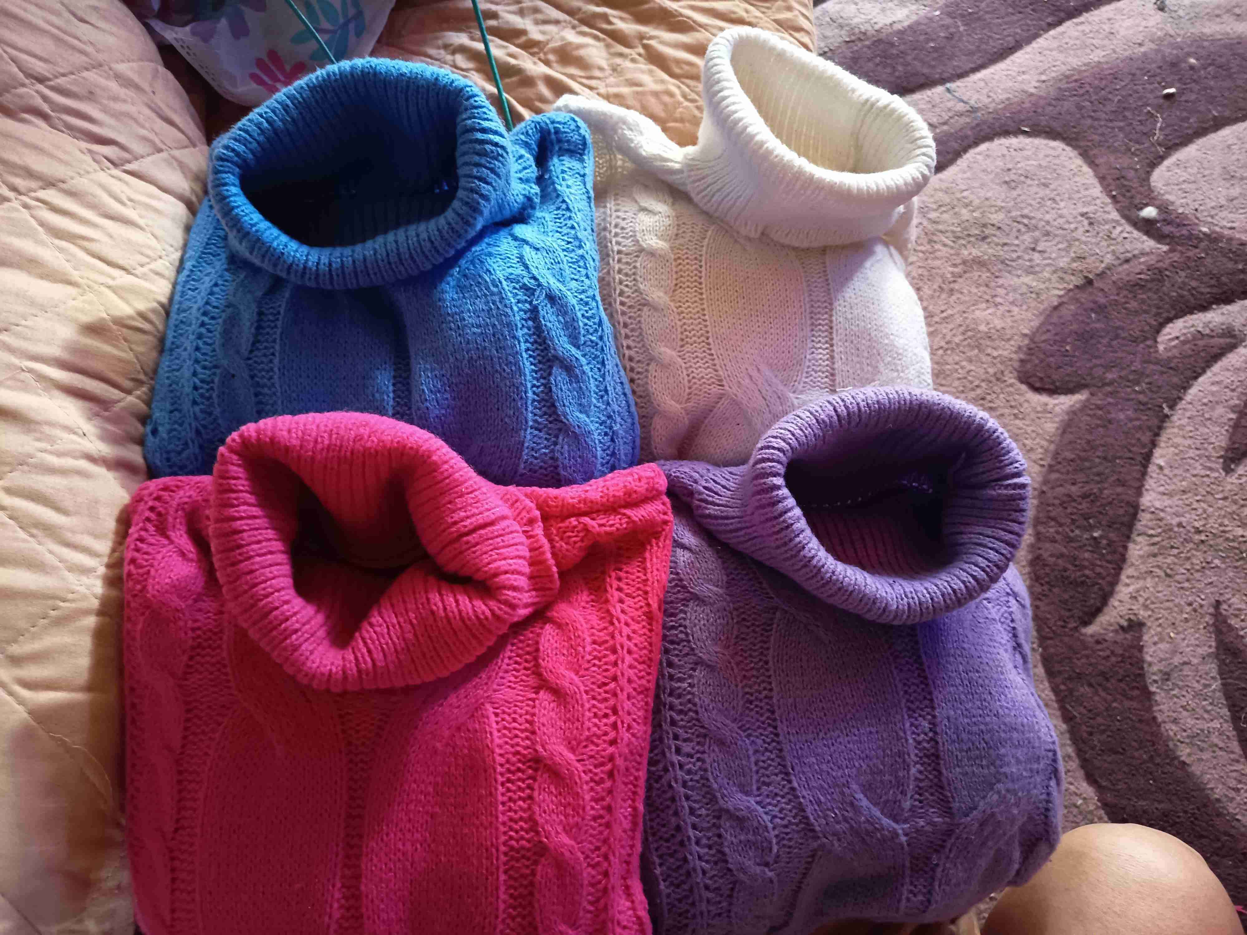 Pantalones y chalecos  de colores varios - miniatura 2