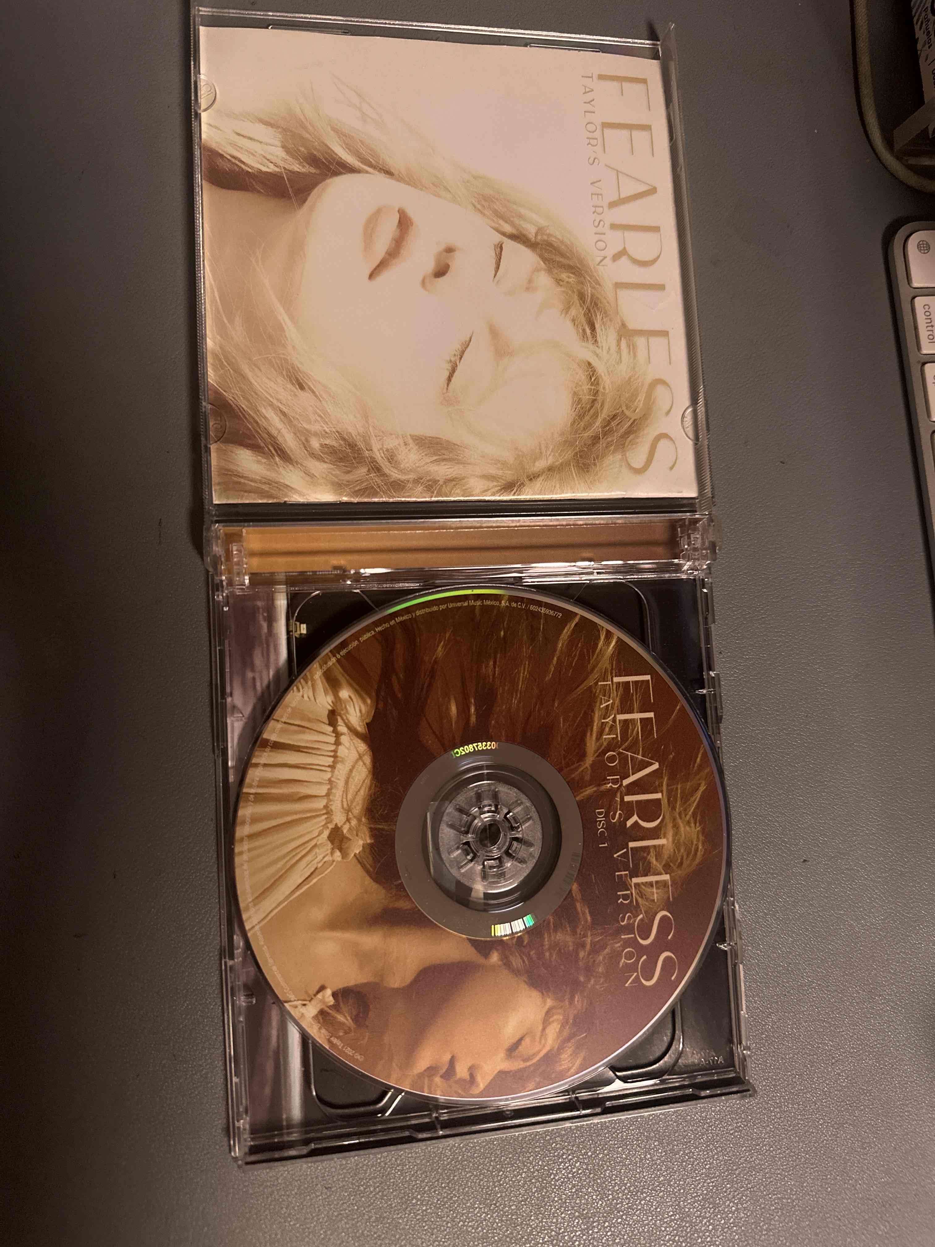 CD Taylor Swift Fearless - miniatura 3
