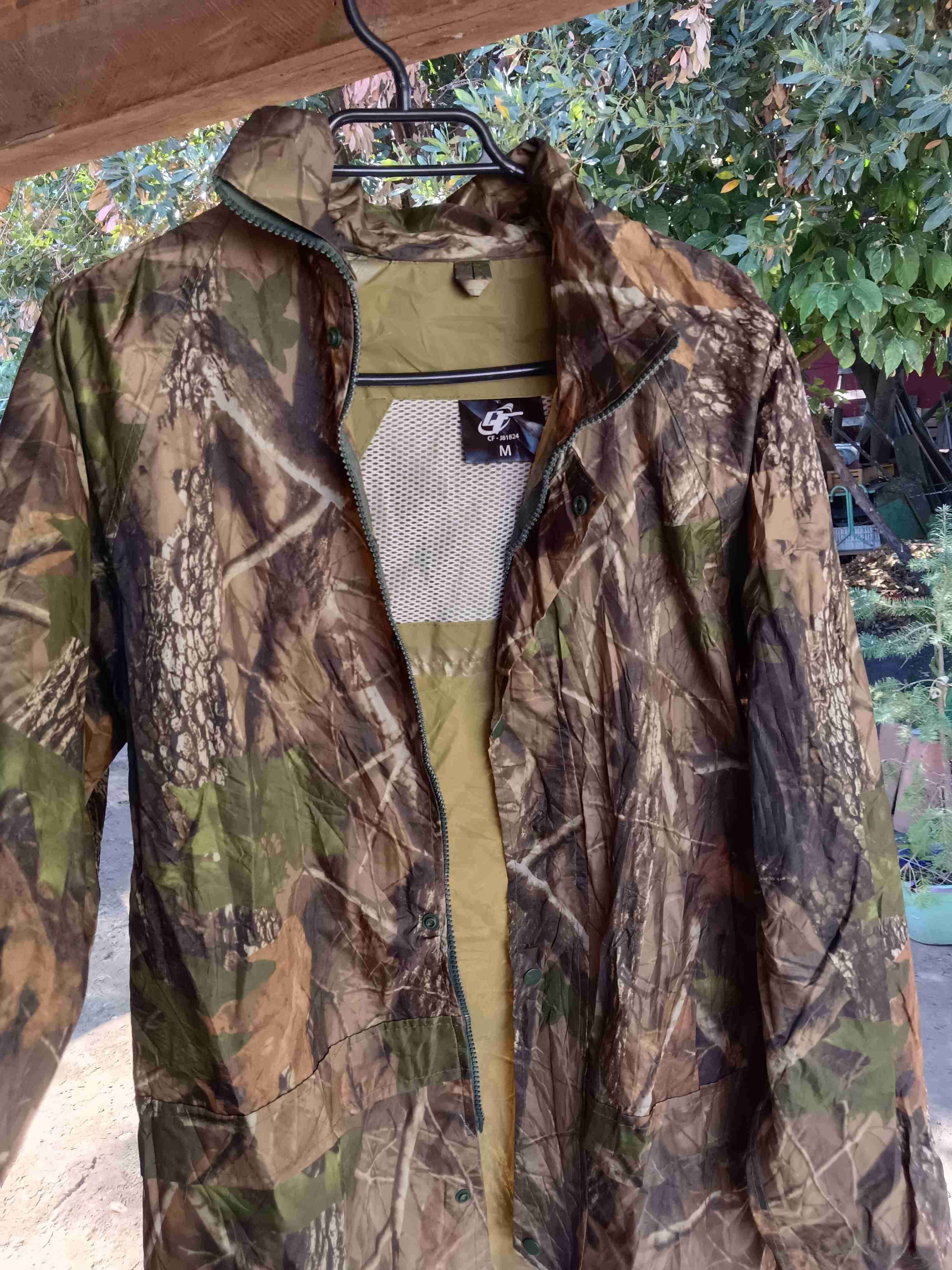 Chaquetas militar. - miniatura 2