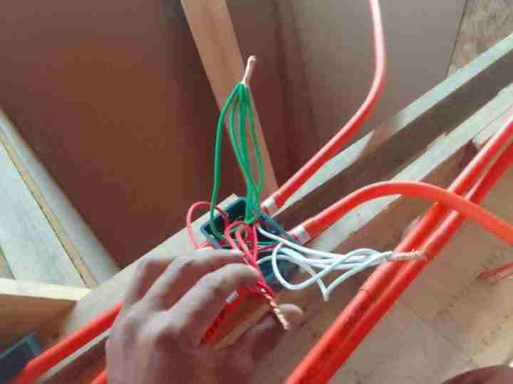 Instalador eléctrico Certificado 🪪 - 2