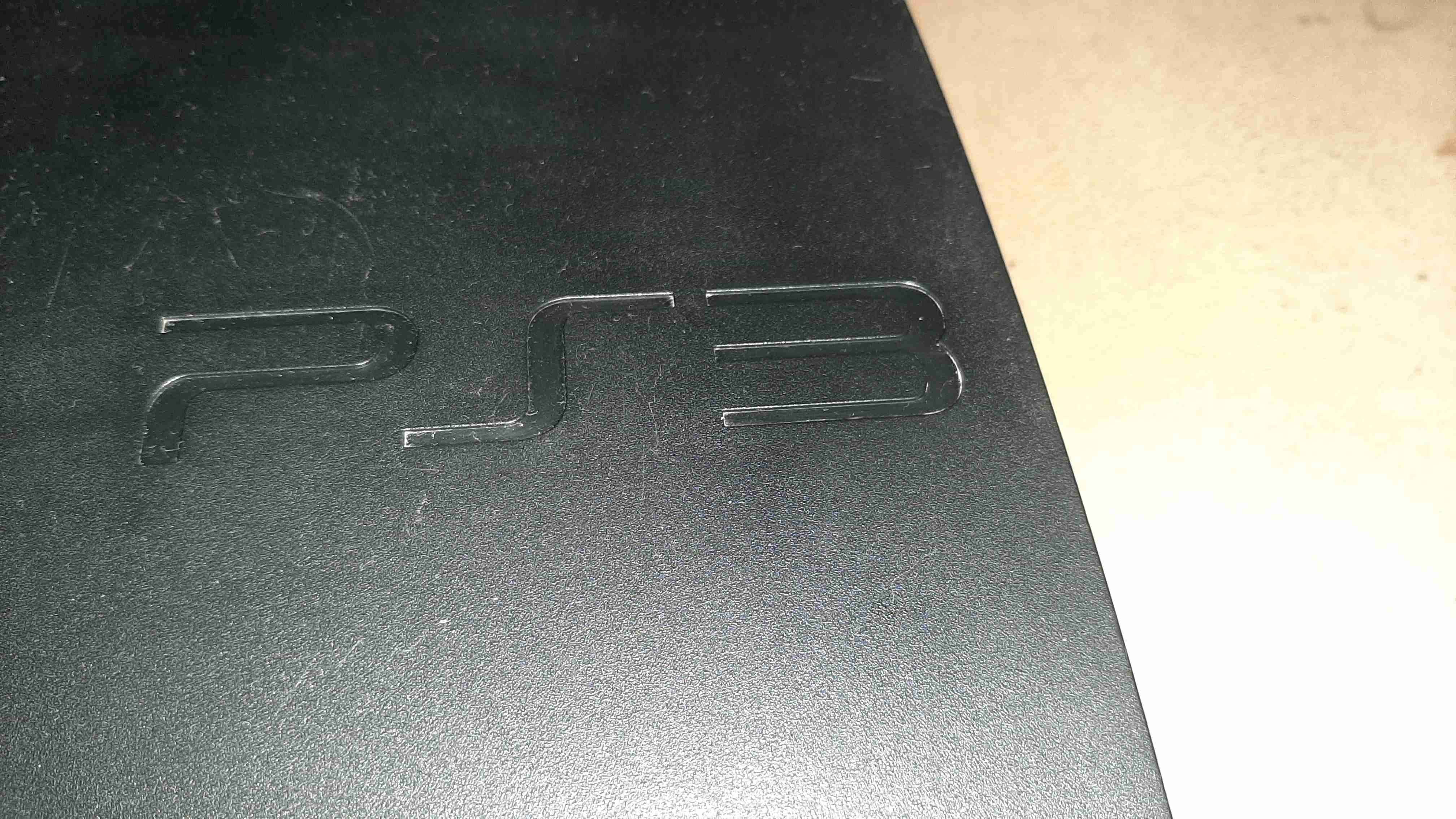 Consola PS3 con 4 controles - miniatura 6