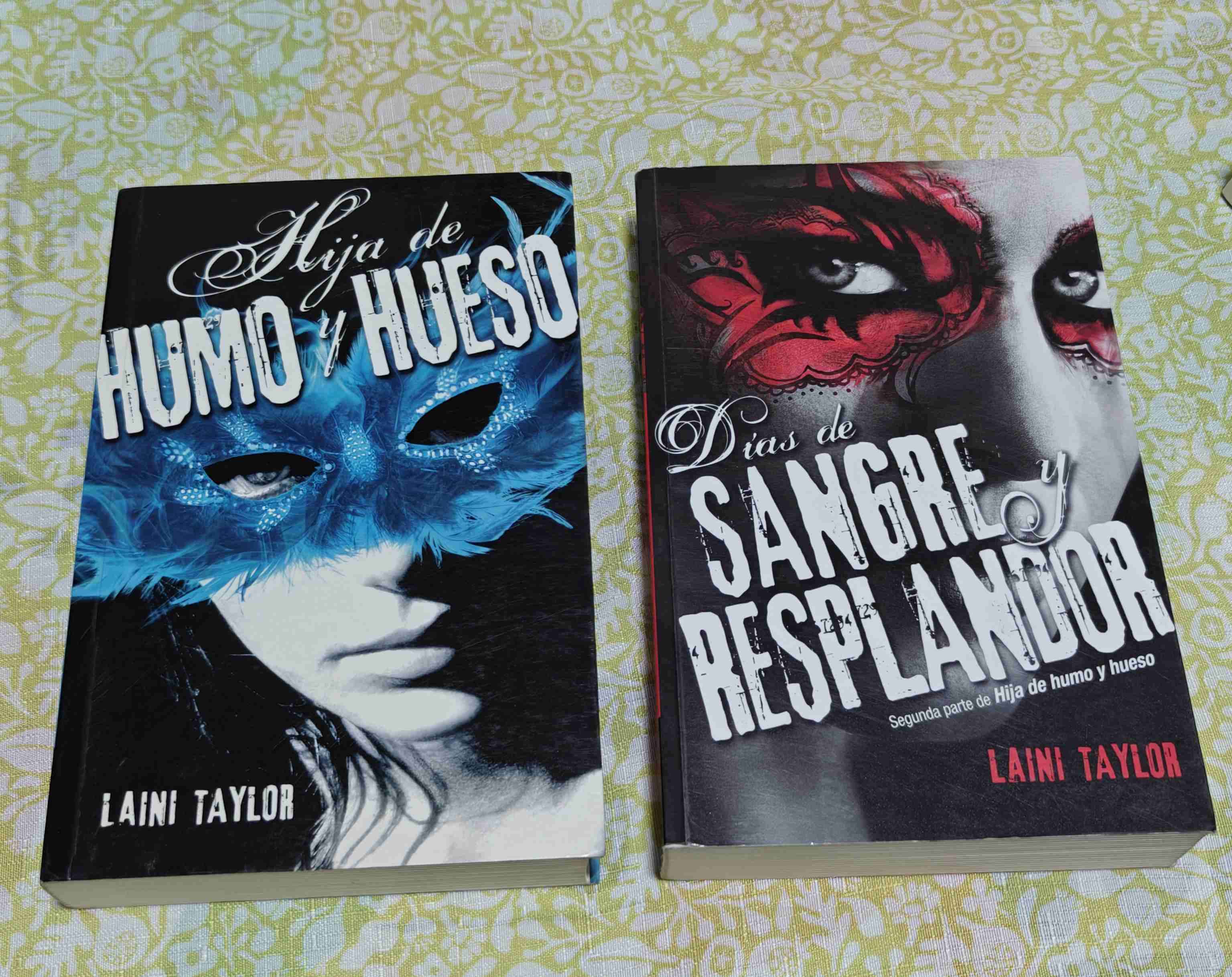 Saga Hija de Humo y Hueso