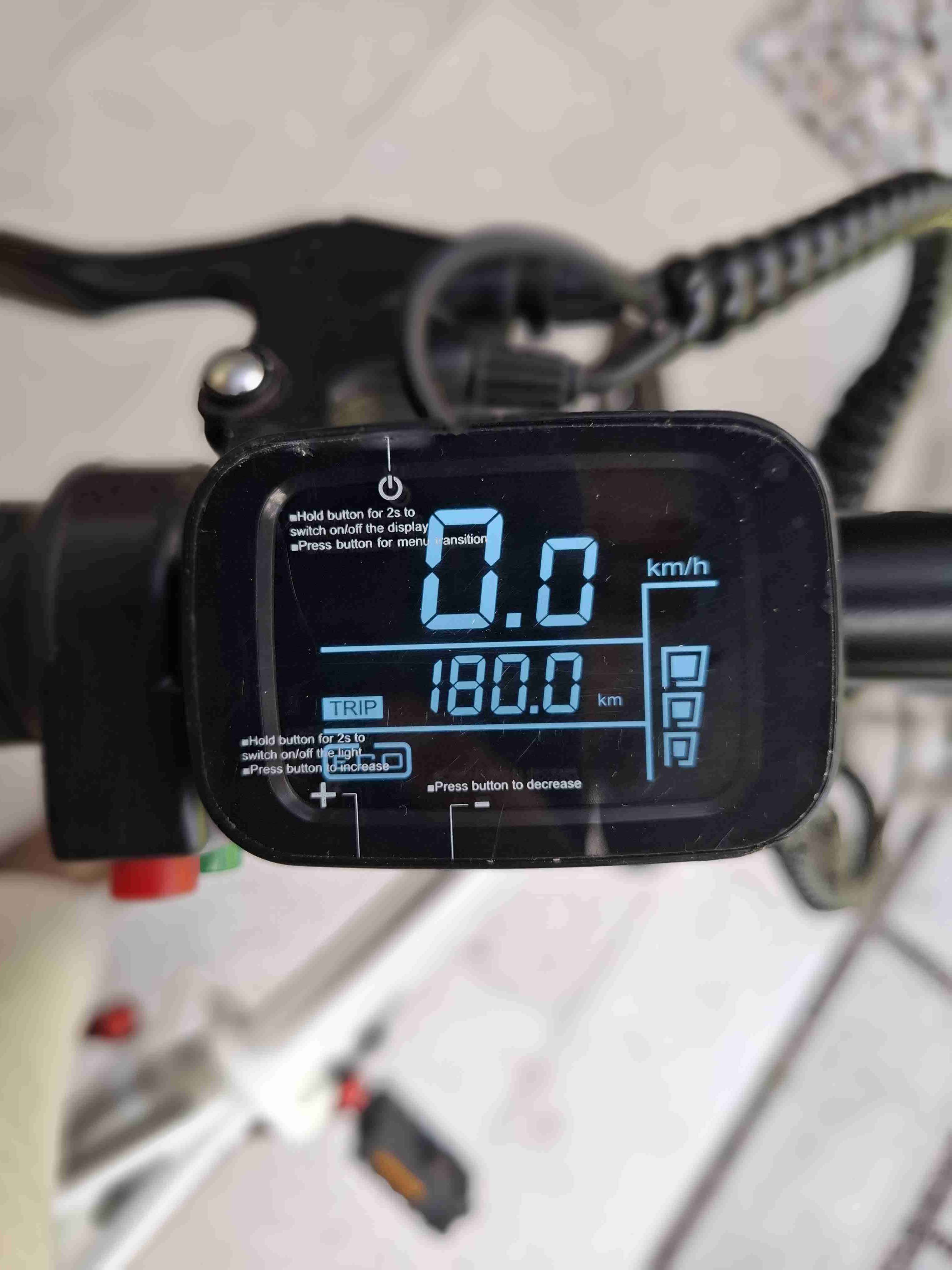 Bicicleta plegable eléctrica blanca - 2