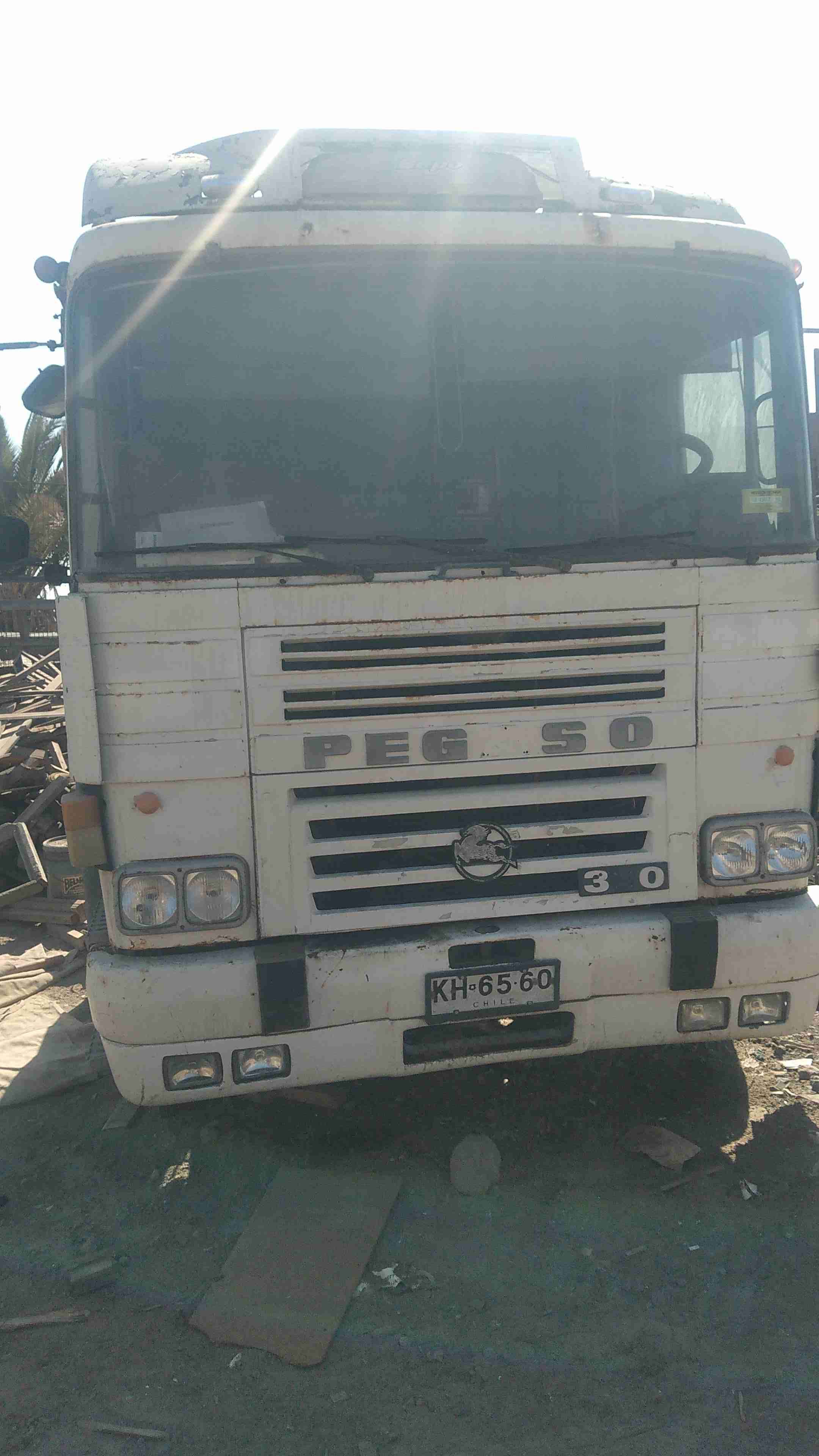 Camión Pegaso antiguo