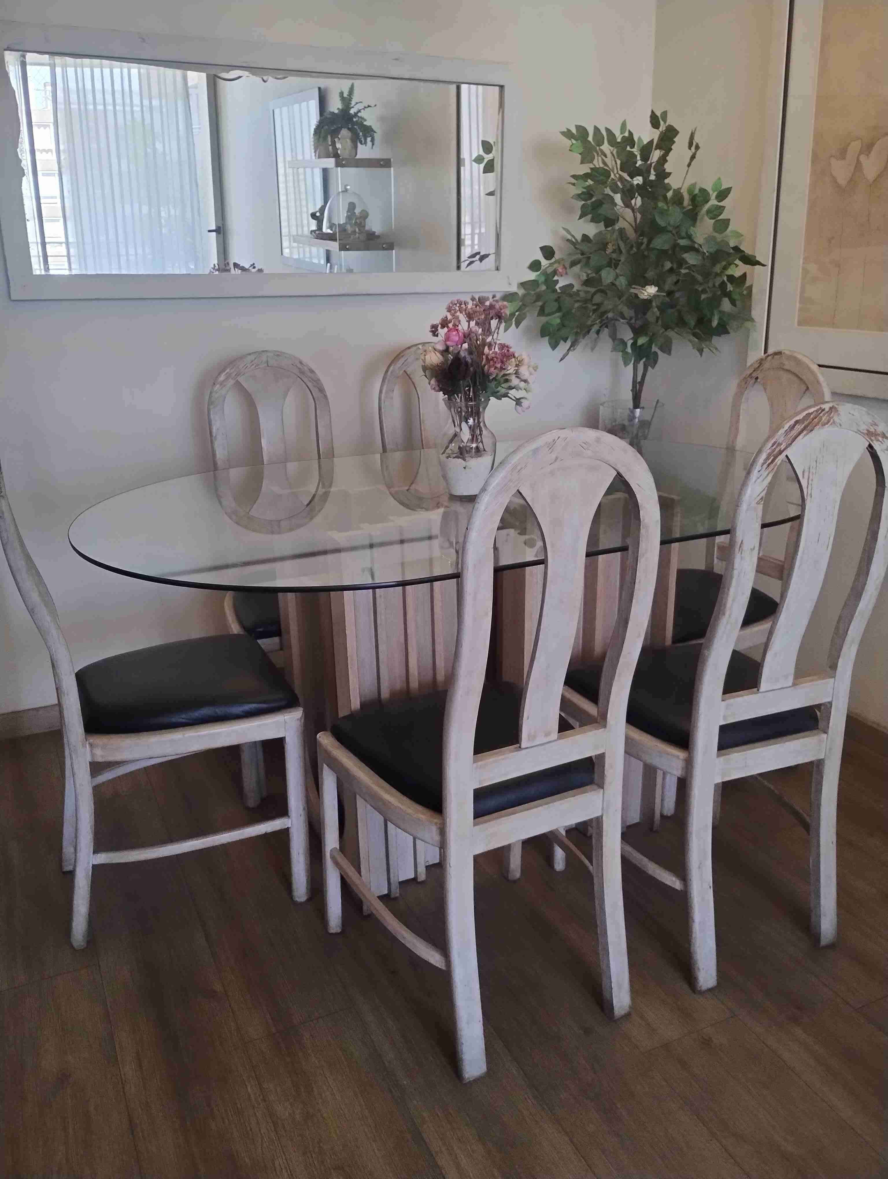 Juego de comedor vidrio y madera