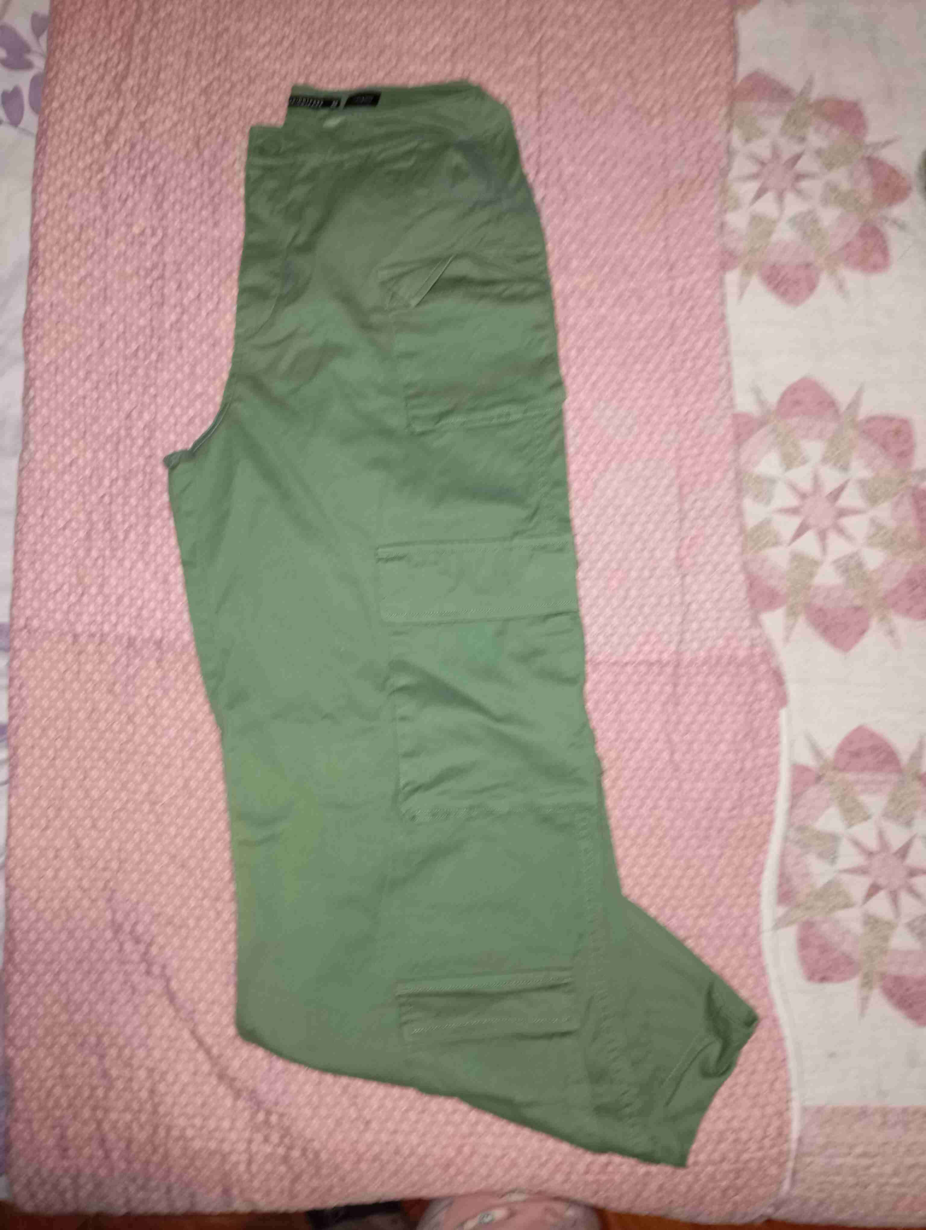 Pantalones  verdes cargo - miniatura 2