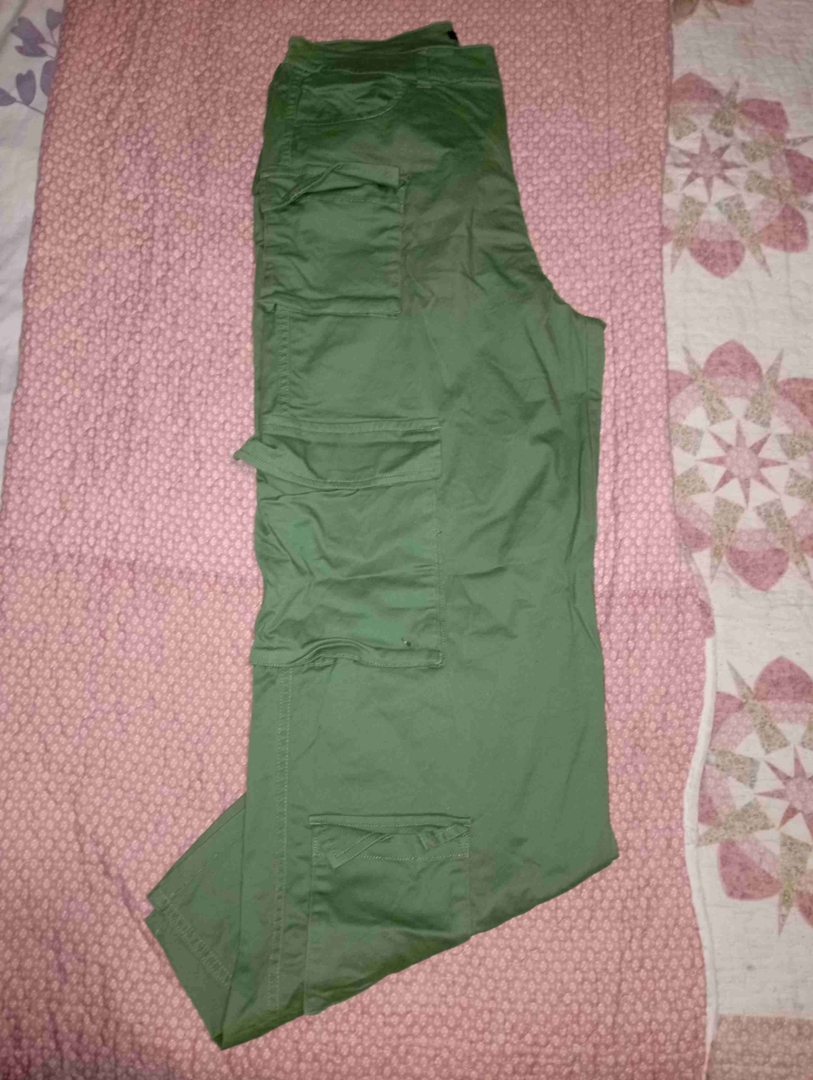 Pantalones  verdes cargo - miniatura 3