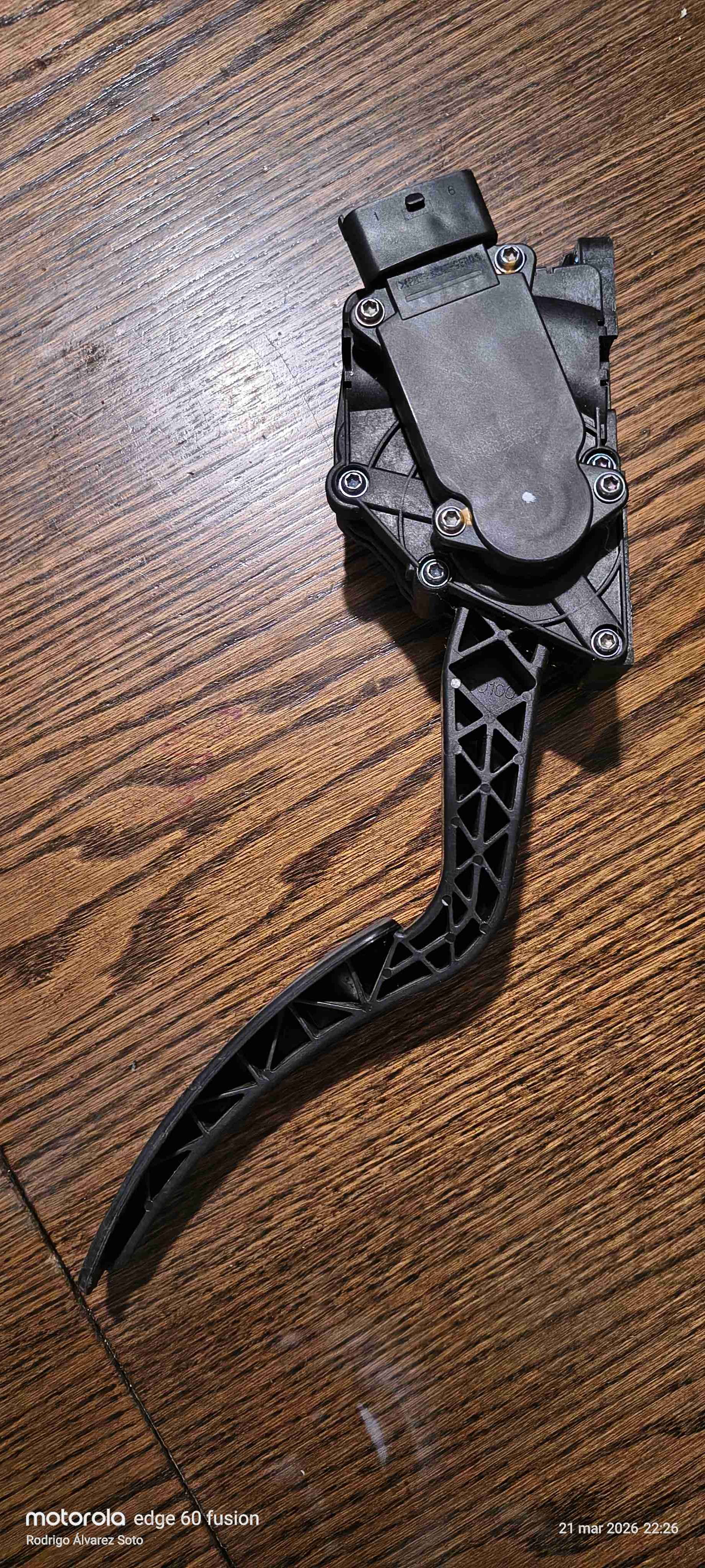 Pedal acelerador electrónico - miniatura 3