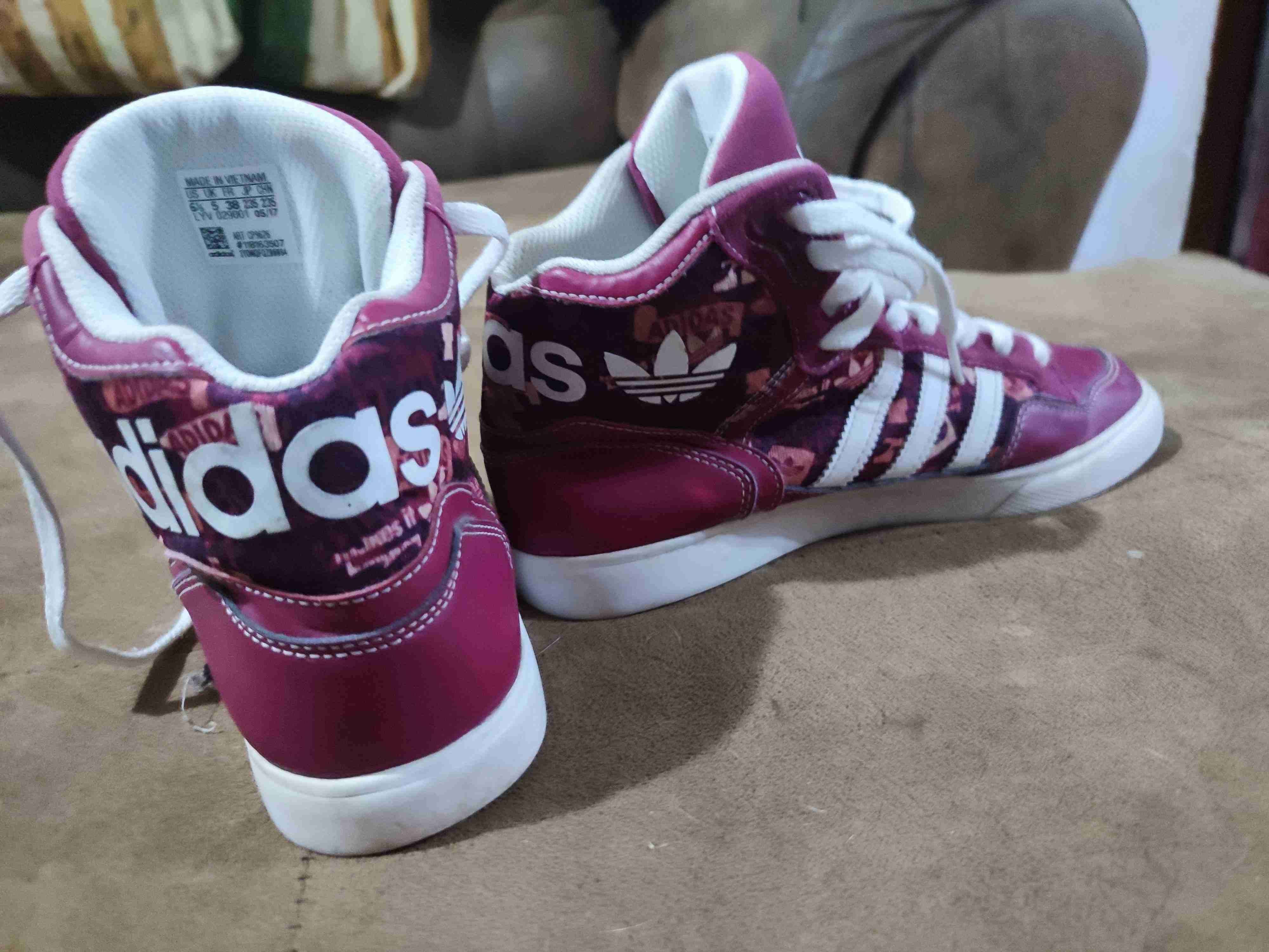 Zapatillas de mujer a la moda - miniatura 4