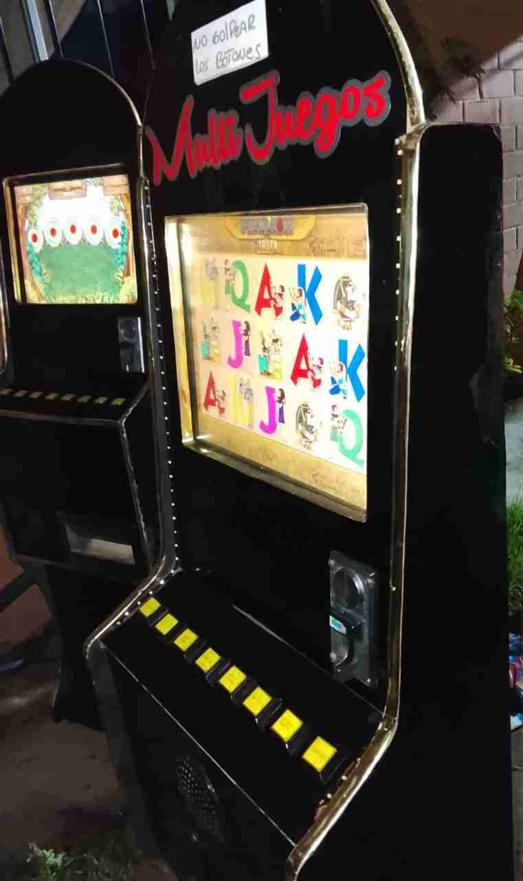 Máquinas tragamonedas Seminuevas y nuevos - miniatura 4