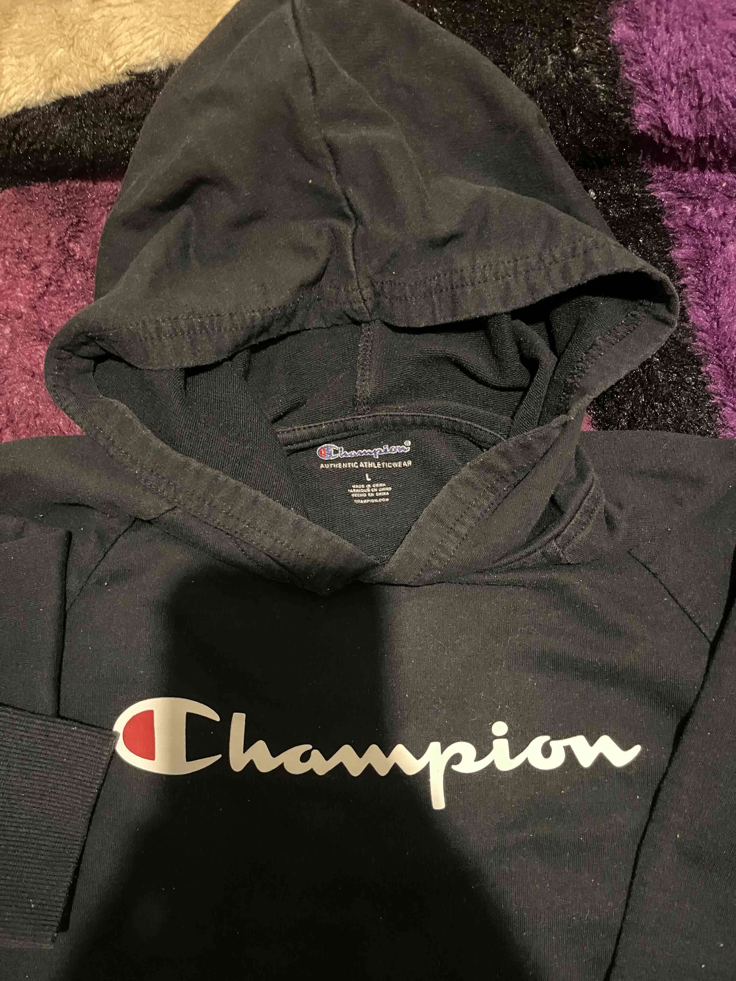 Polerón negro Champion con capucha - miniatura 2