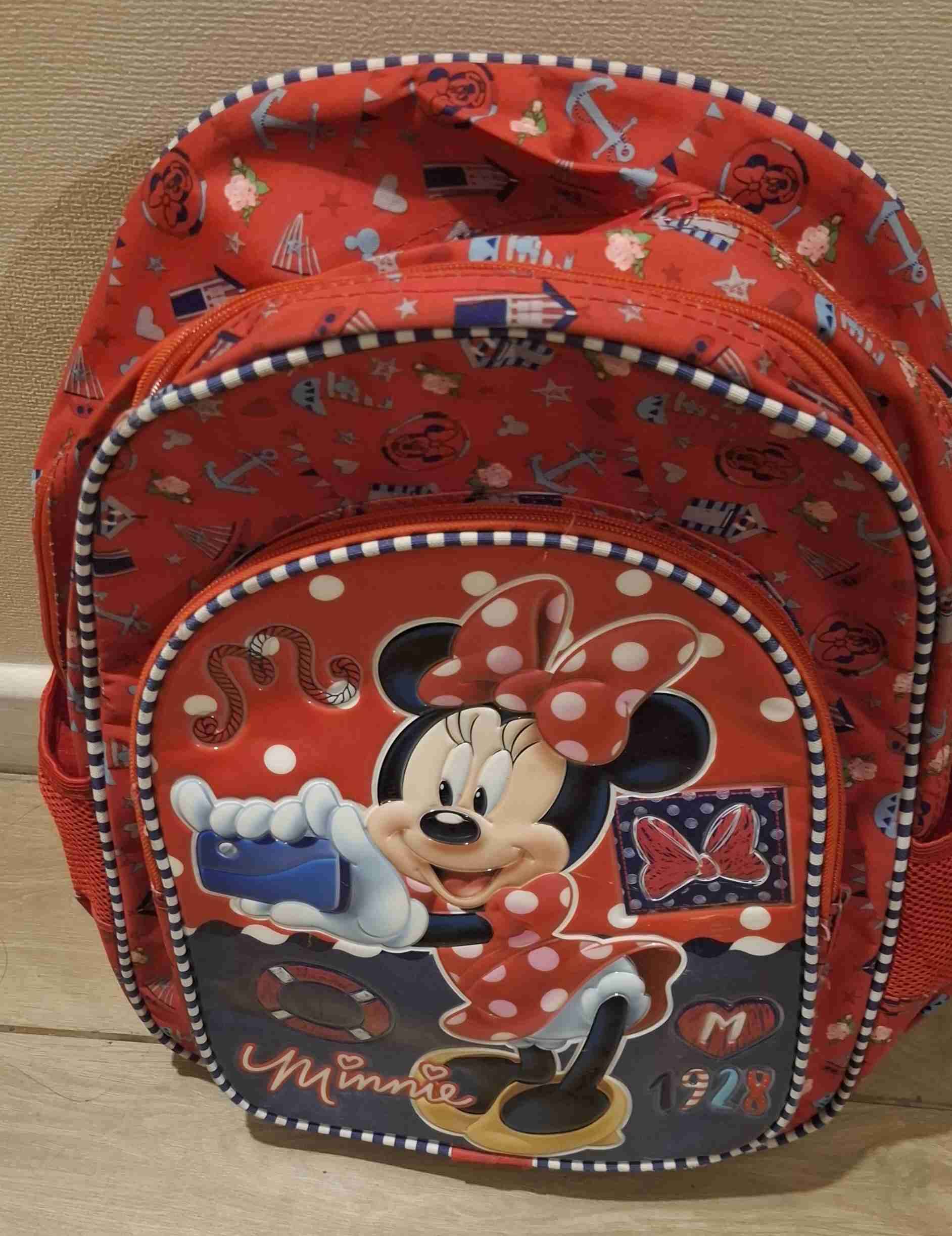Mochila roja con diseño infantil - miniatura 3