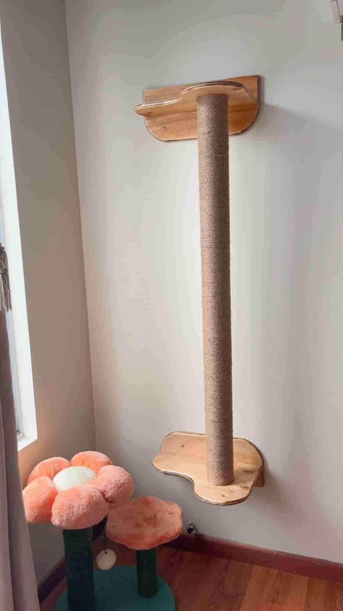 Rascador para gatos con plataformas pared. Gatific