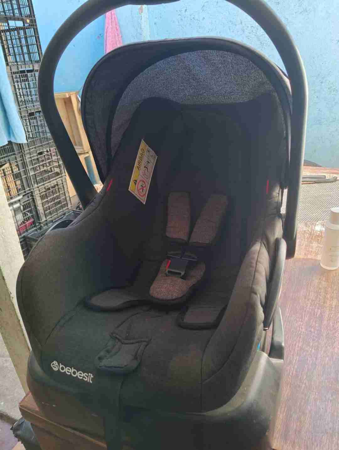 Silla de auto Bebesit negra