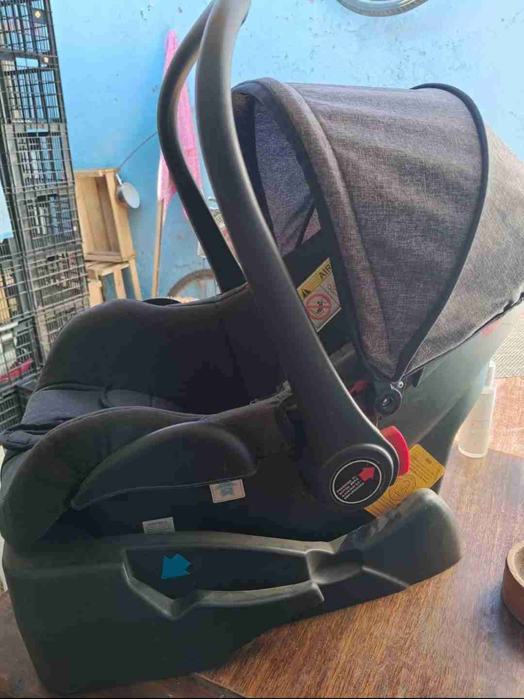 Silla de auto Bebesit negra - miniatura 2