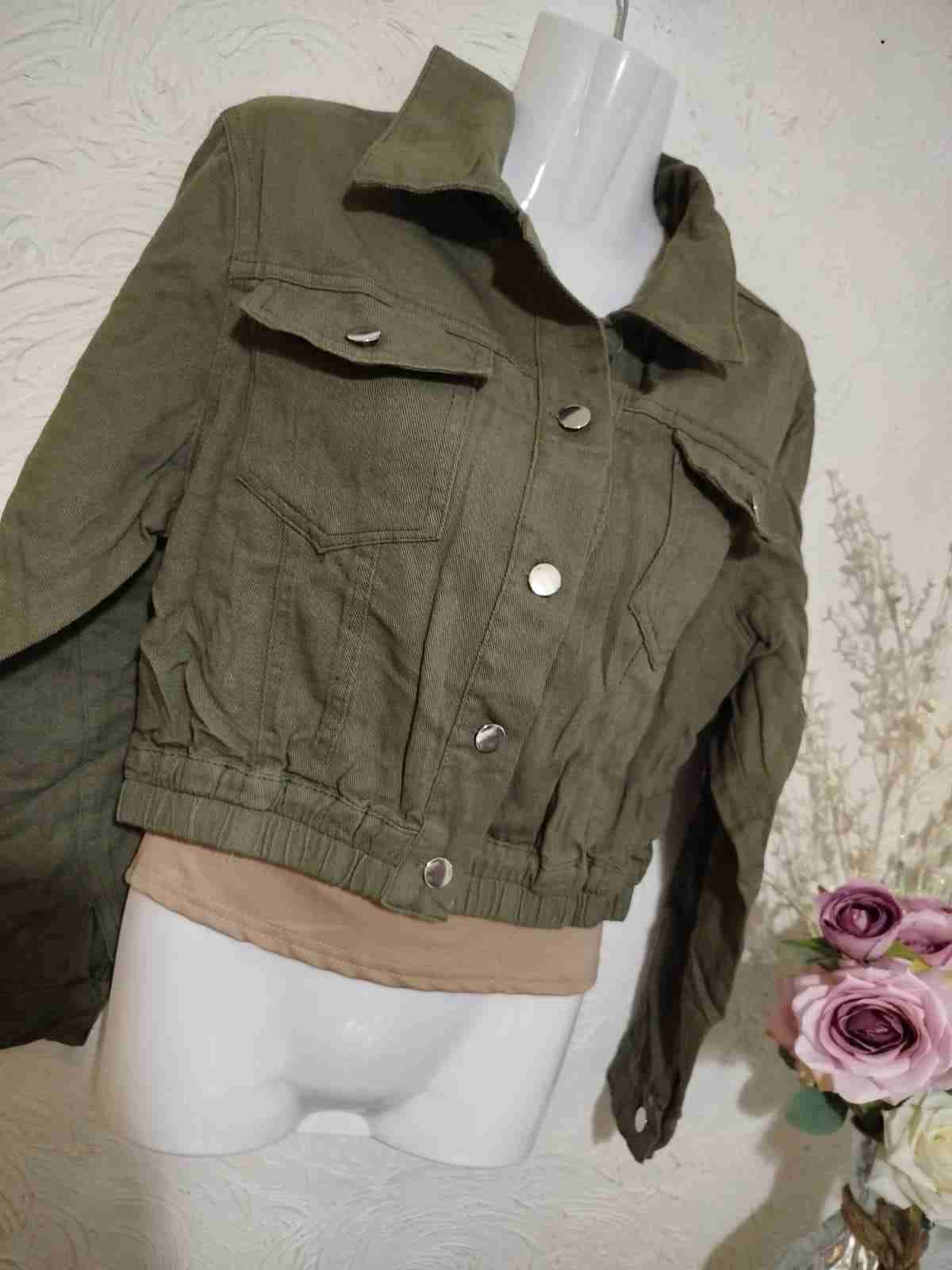 Chaqueta verde militar mujer