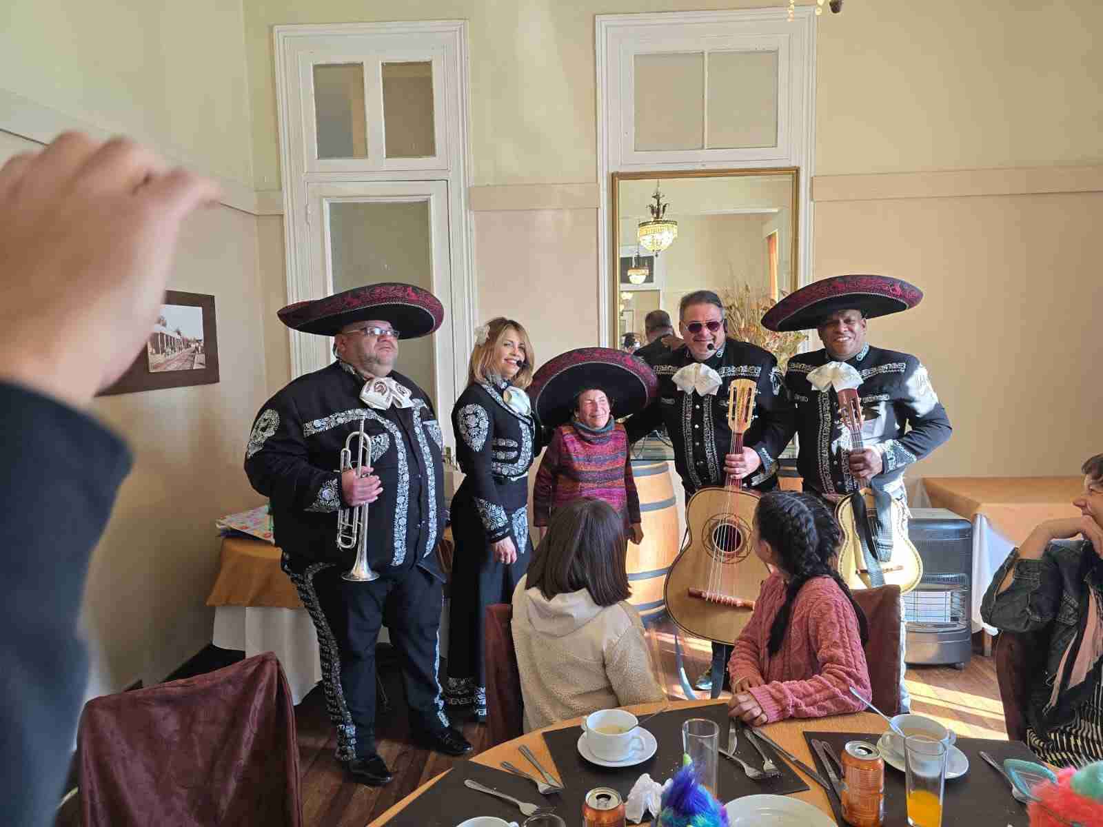 Servicio de Mariachi Azteca Show - miniatura 6