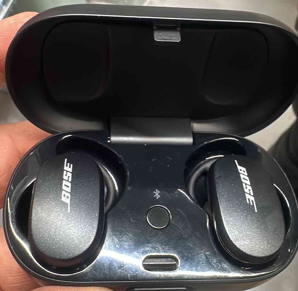 Audífonos inalámbricos Bose - miniatura 2