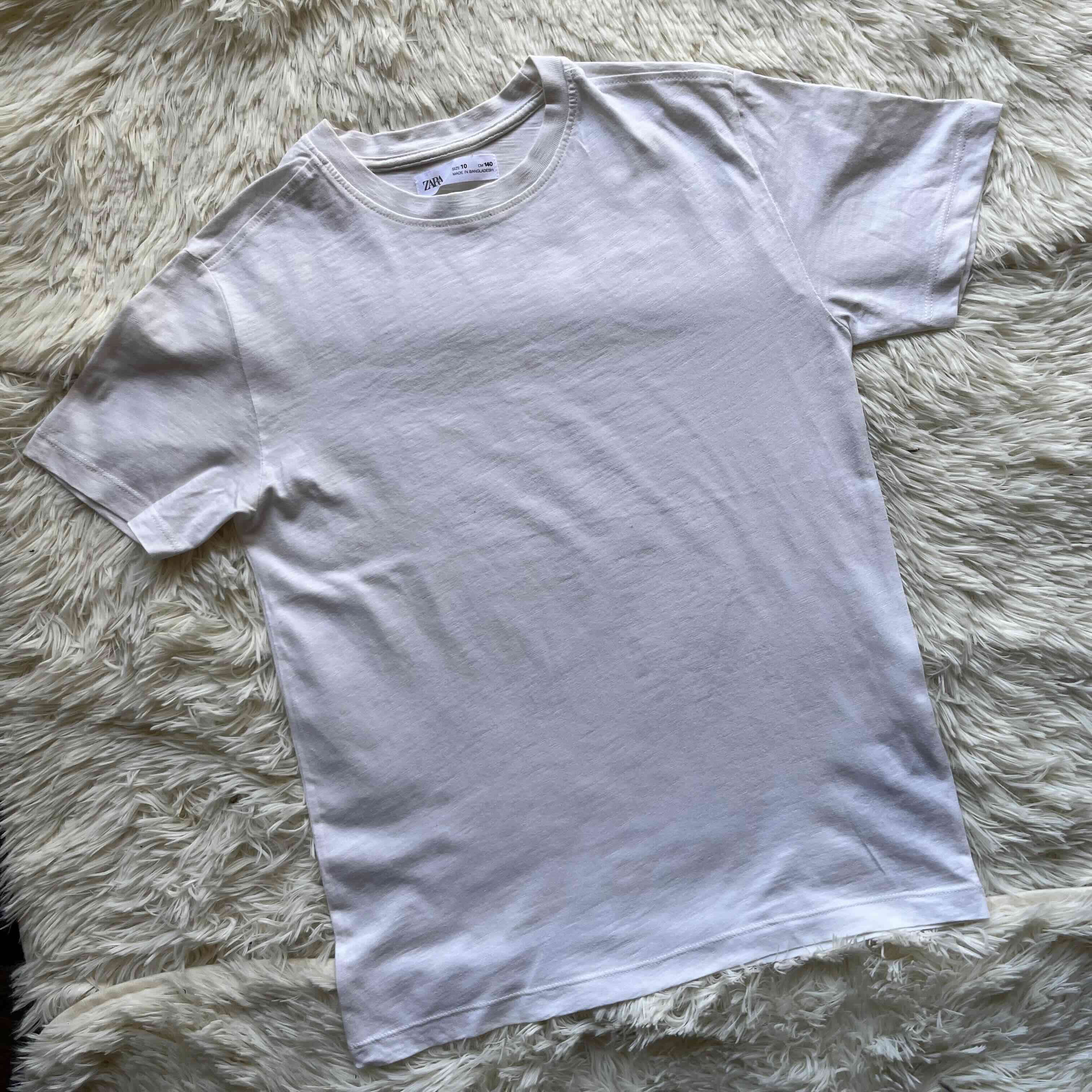 Polera Niño Zara
