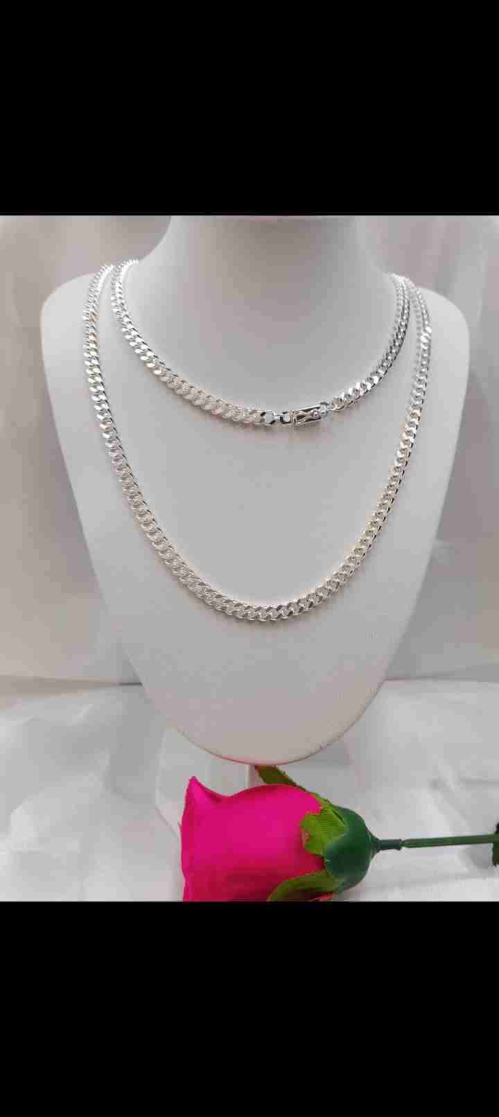 Cadena de plata brasileña