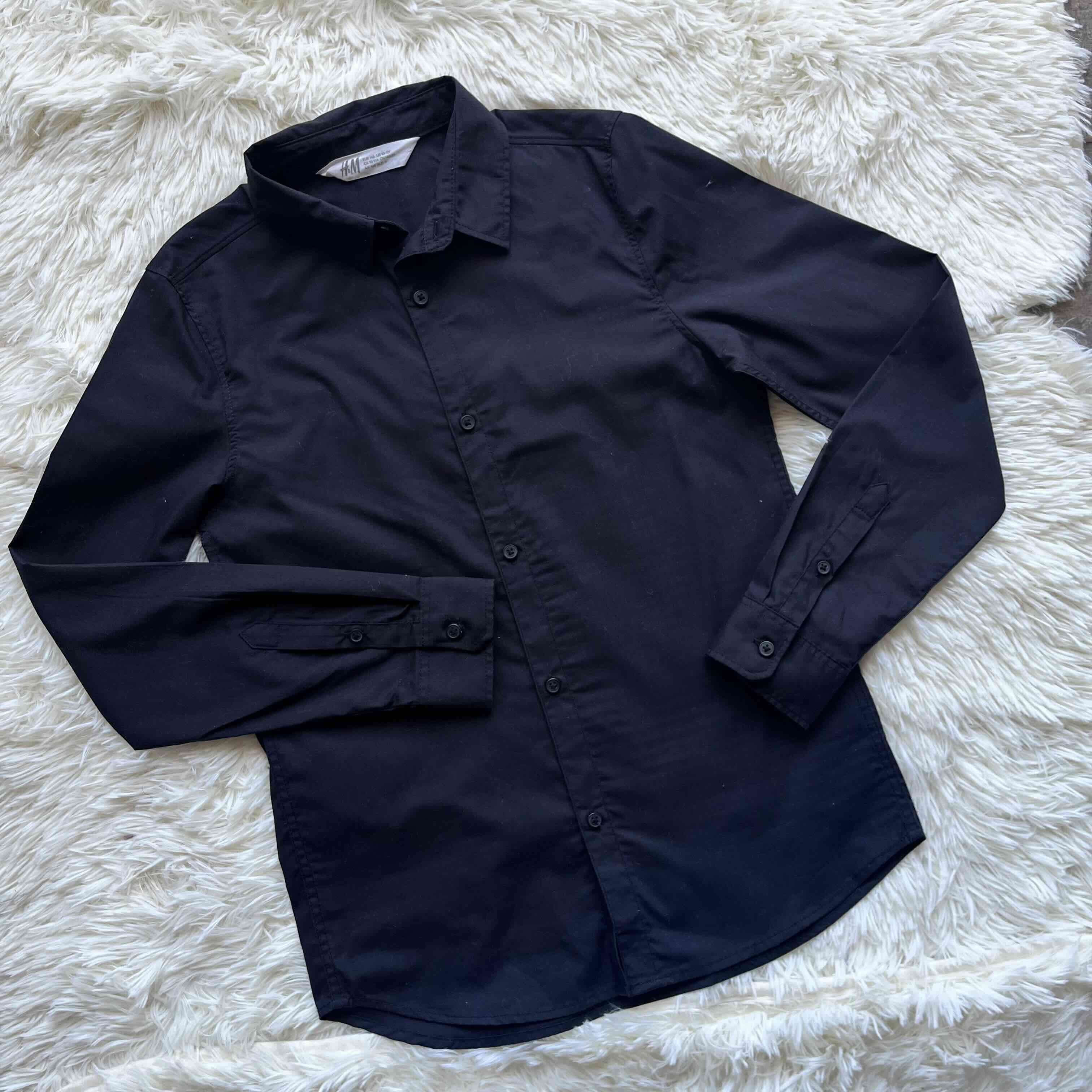 Camisa negra niño H&M