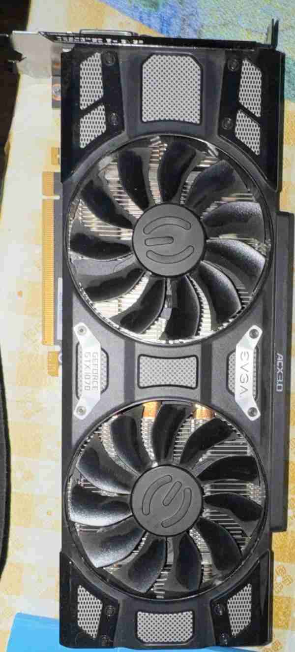 GeForce gtx 1070 y GeForce gtx 1070 founders editi - miniatura 2