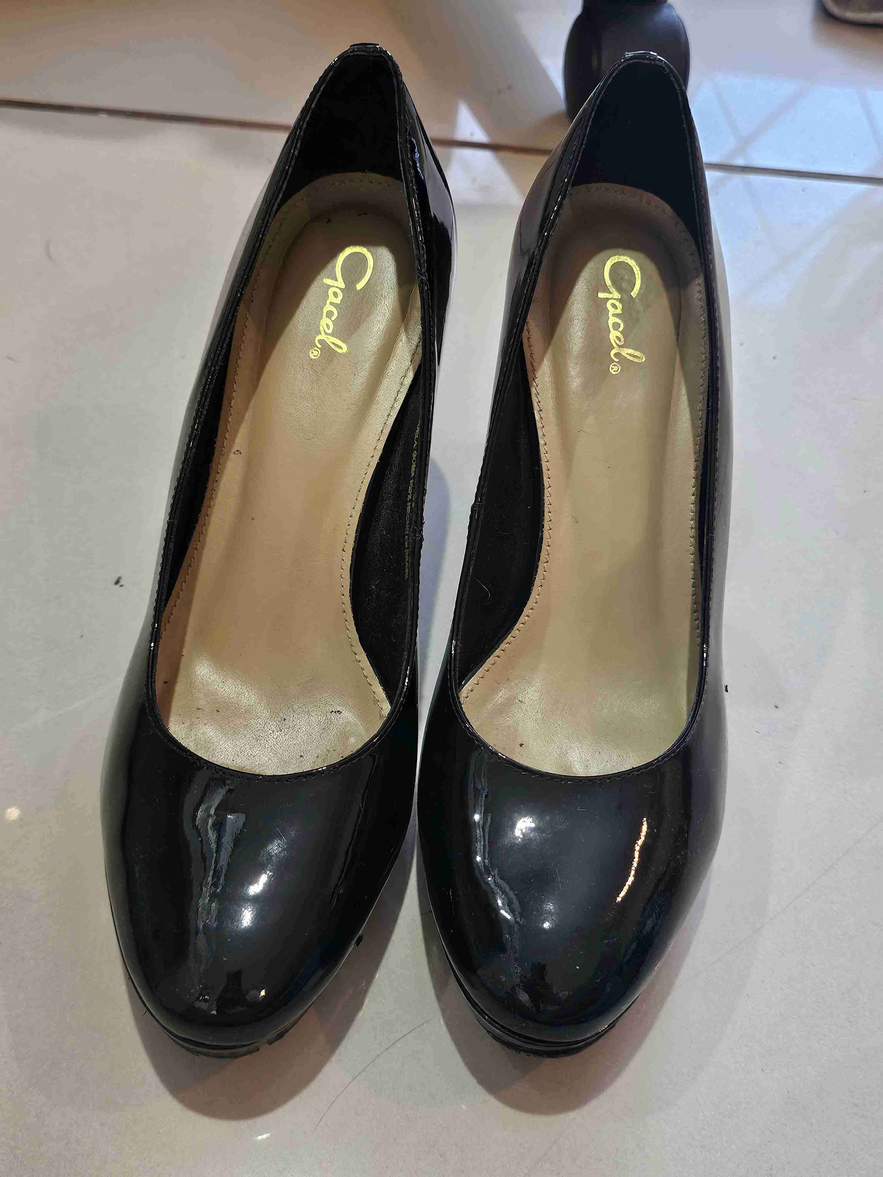 Zapatos de tacón negro Gacel