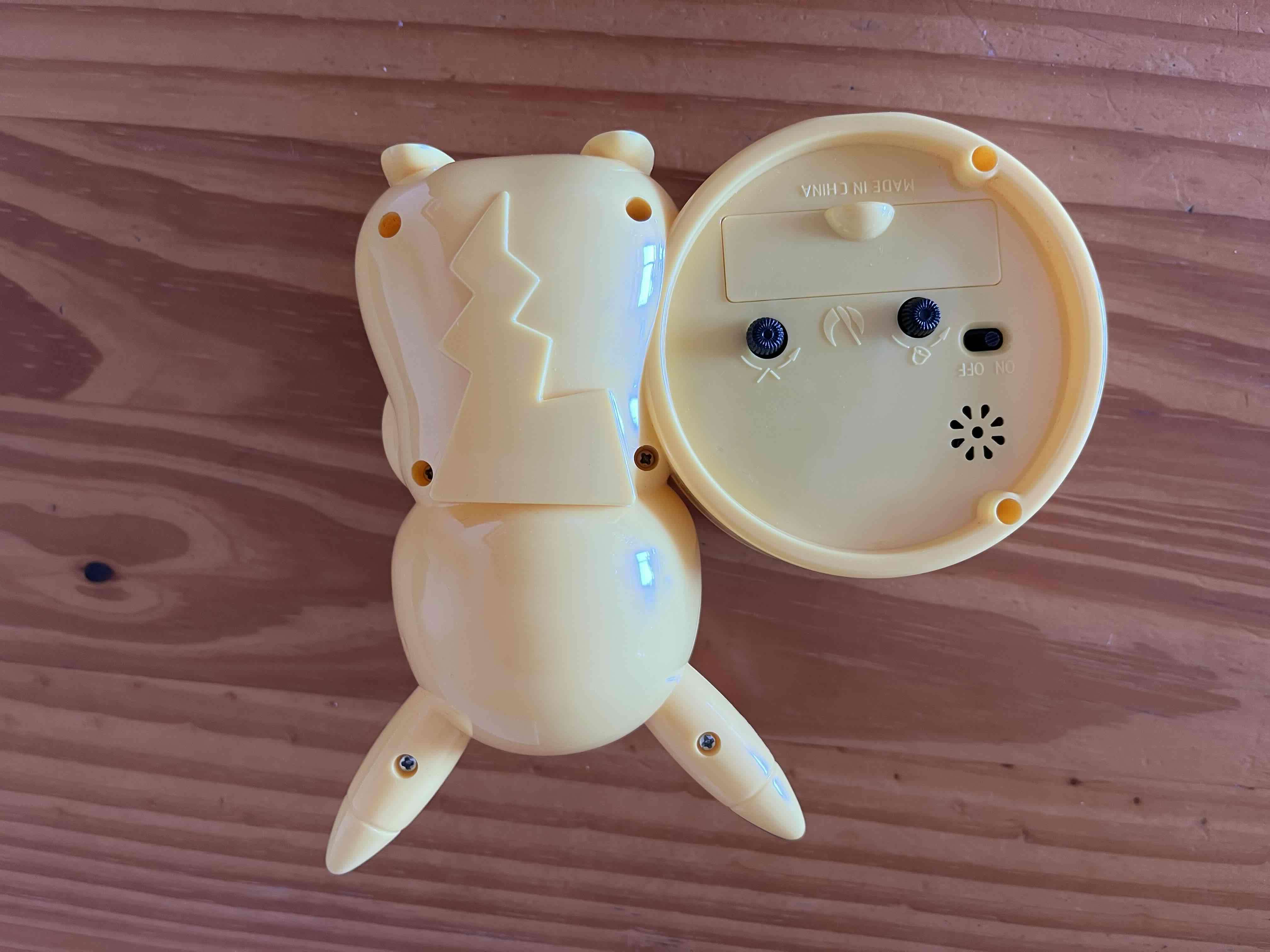 Reloj despertador decorativo Pikachu - miniatura 3