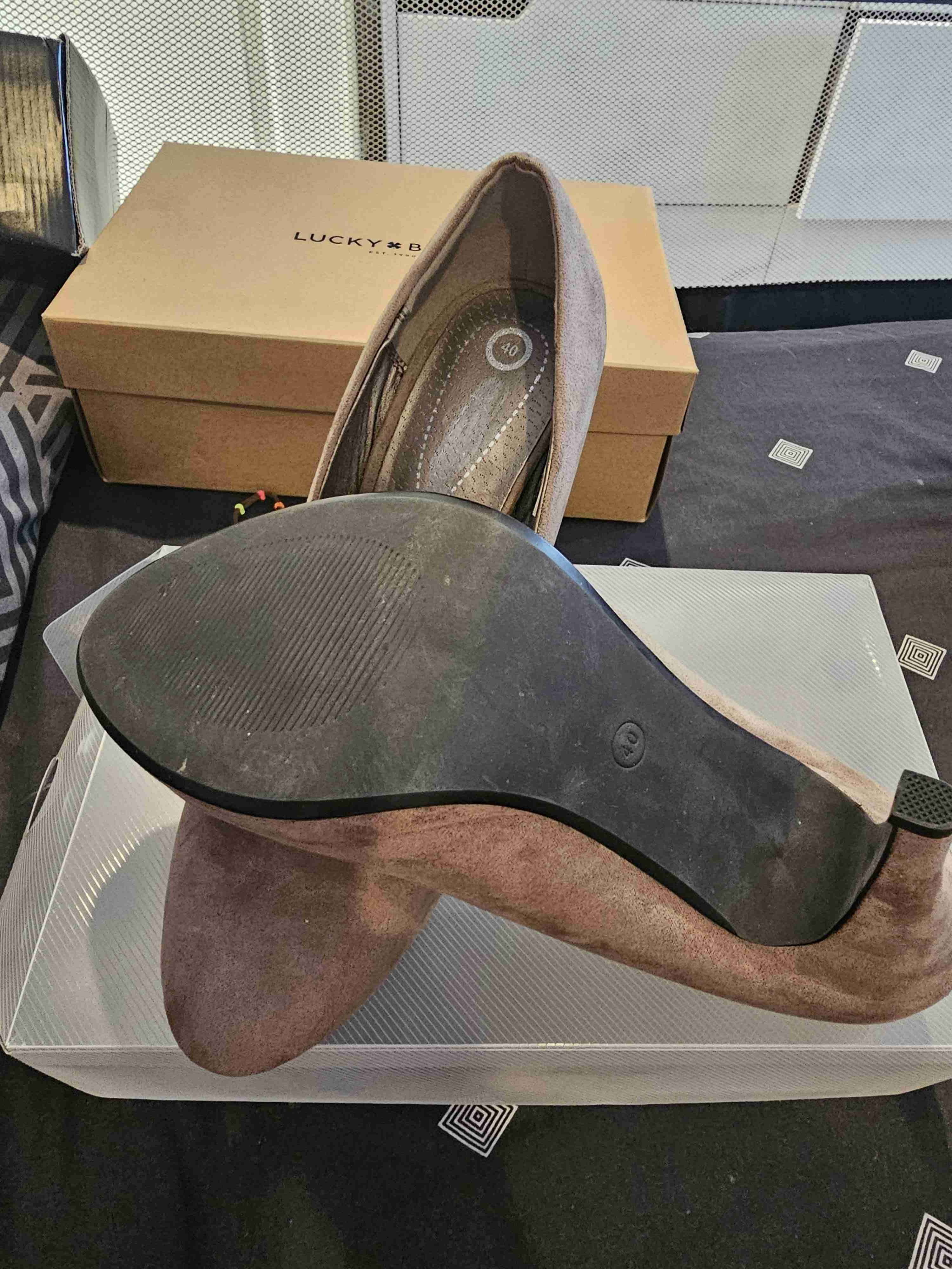 Zapatos de tacón beige talla 40 - miniatura 3