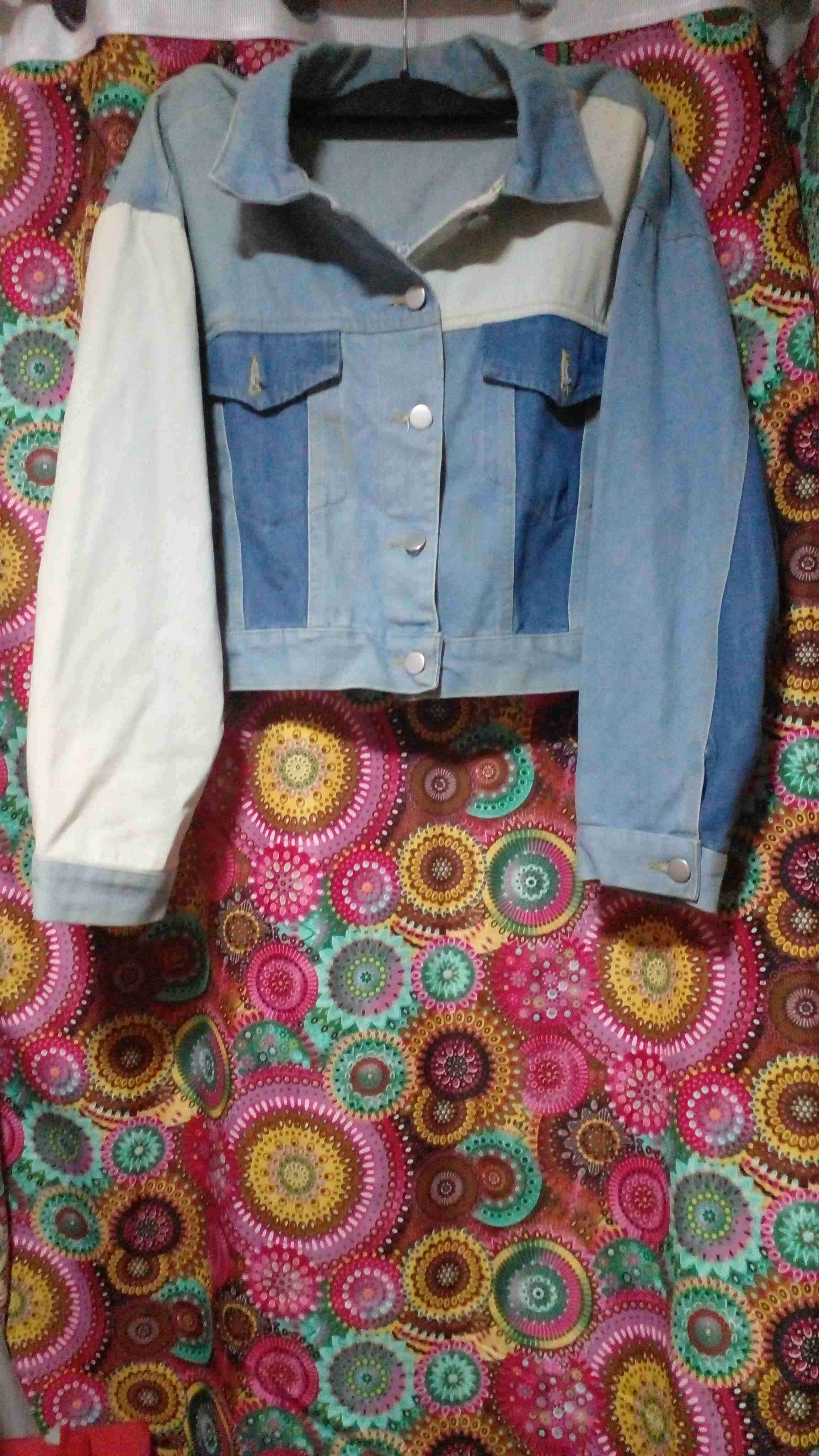 Chaqueta corta de mezclilla - miniatura 3