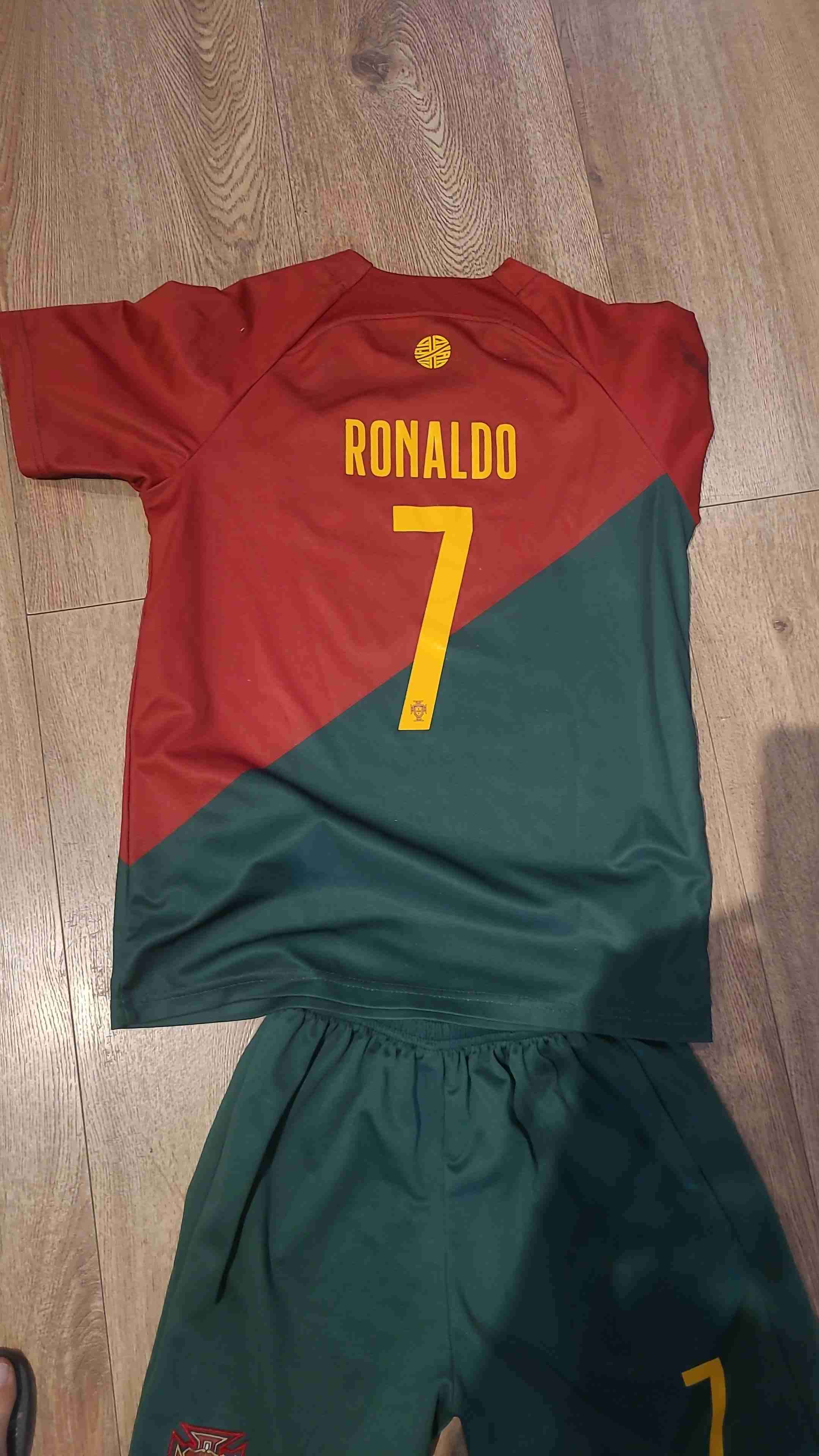 Conjunto deportivo Portugal niño ronaldo - miniatura 2
