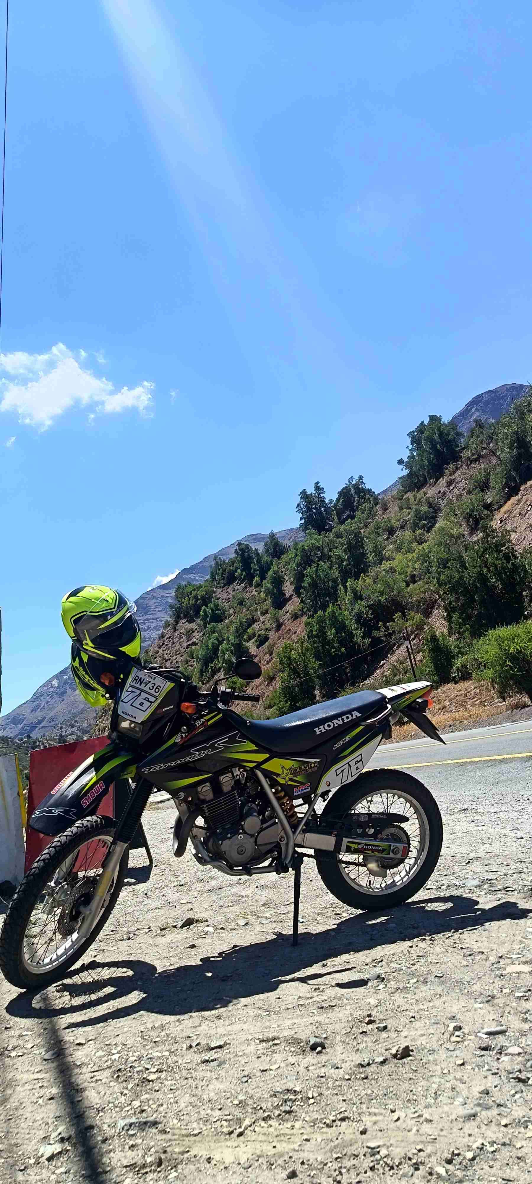 Moto Honda Tornado 250 - 4