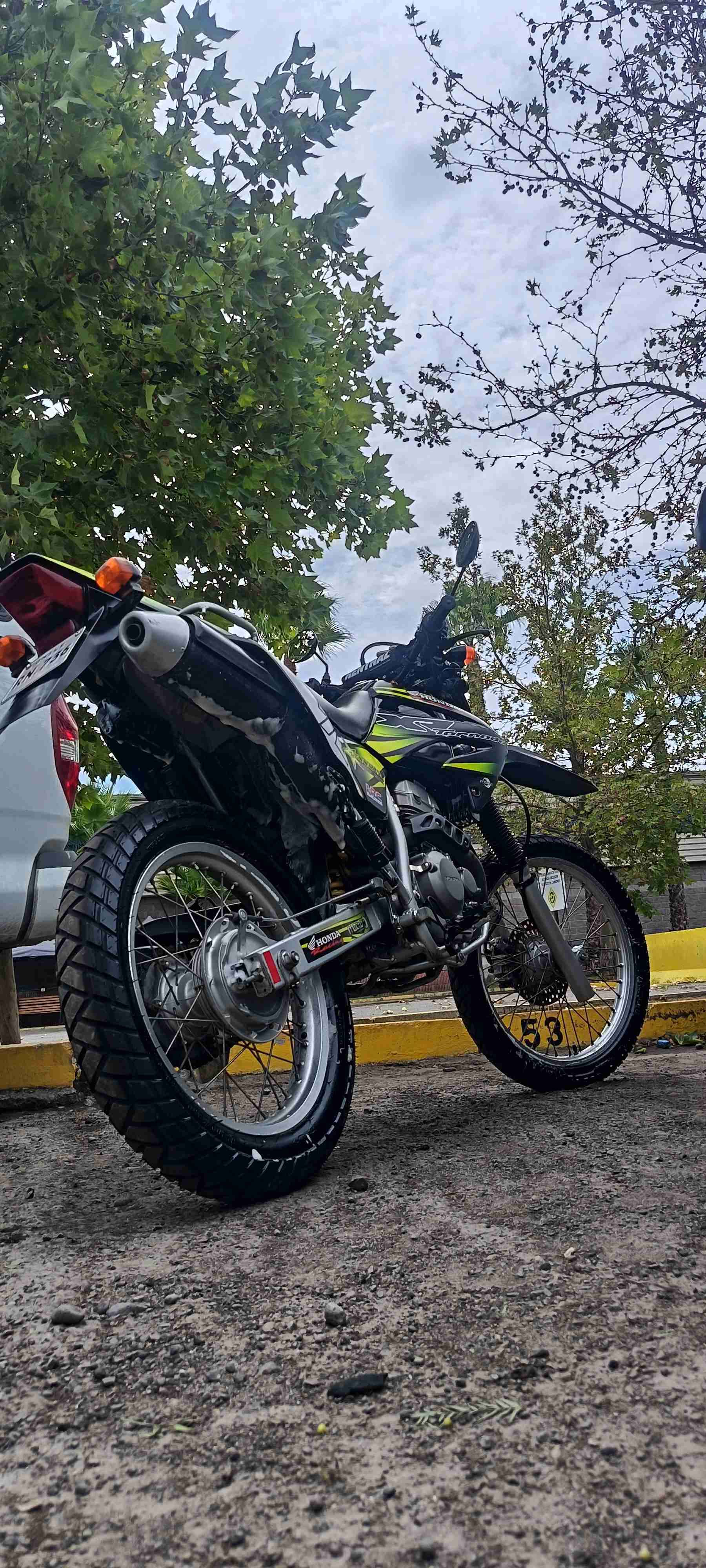 Moto Honda Tornado 250 - 5