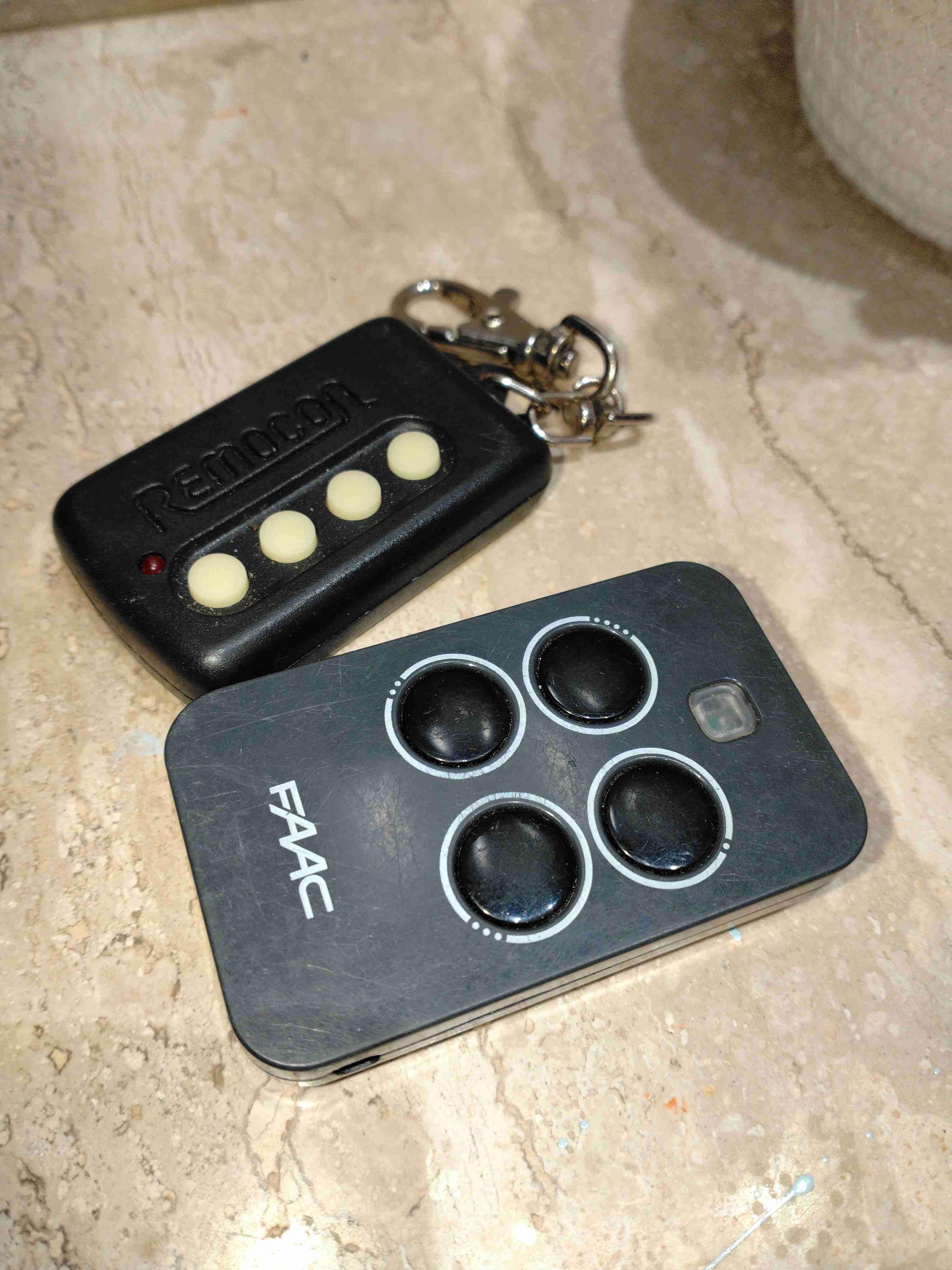 Controles remotos para puertas