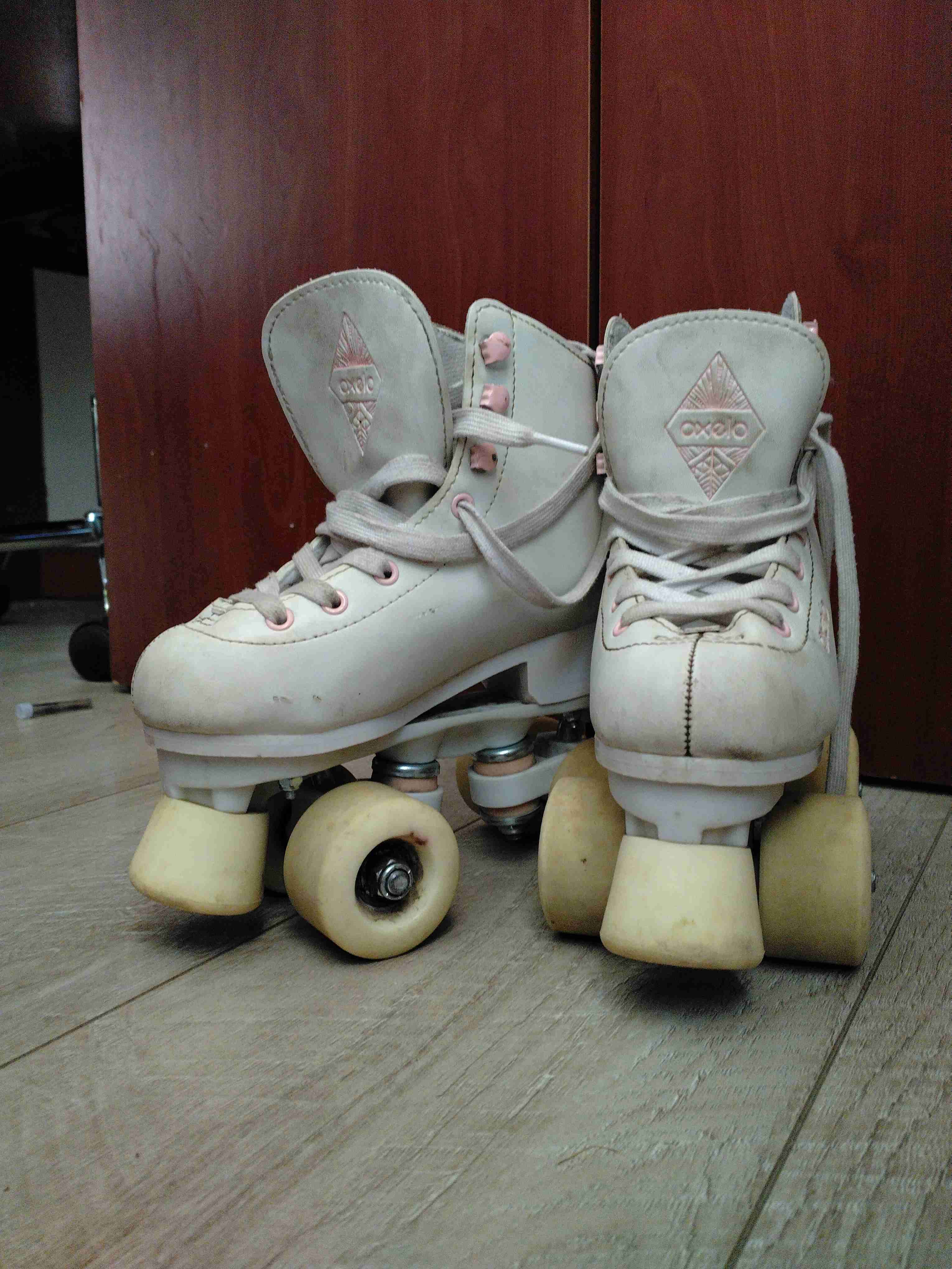 Patines de cuatro ruedas Axelo blancos - miniatura 2