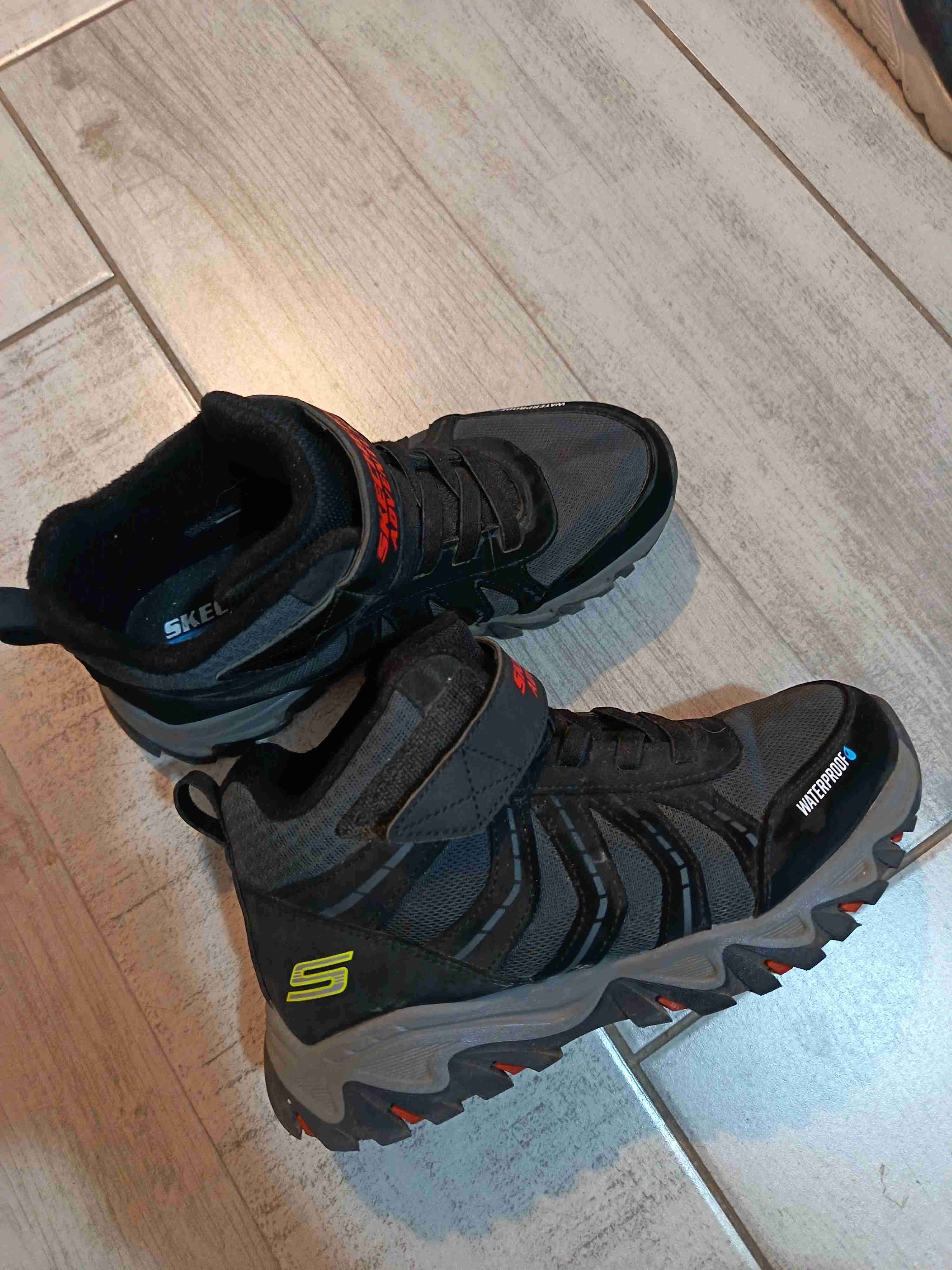 Zapatillas deportivas impermeables negras