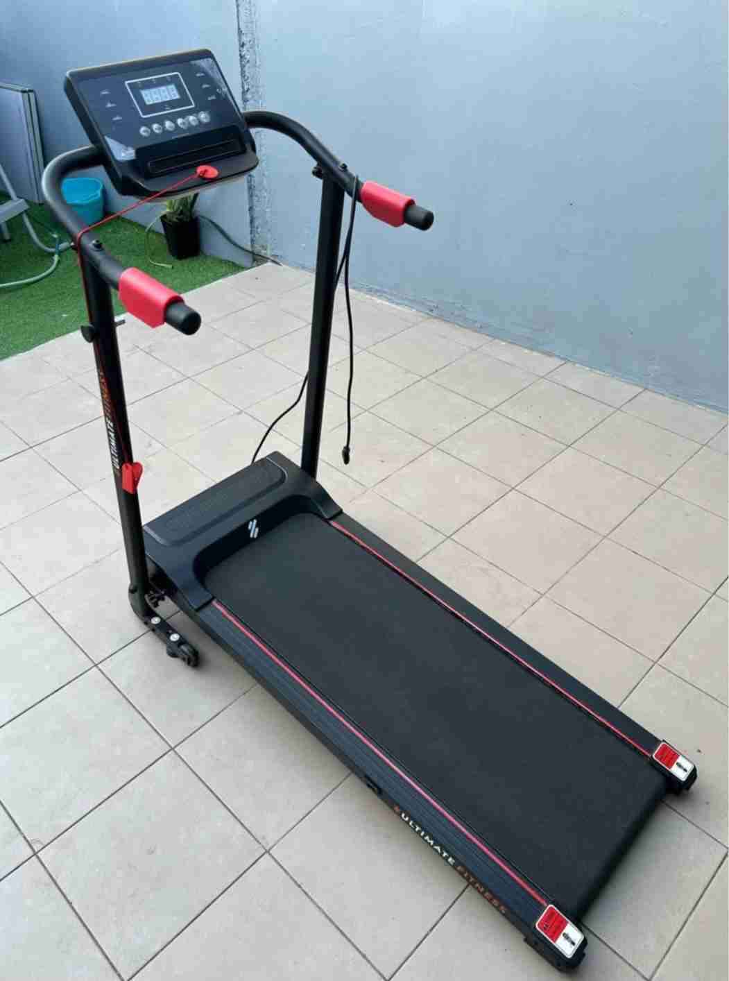 Trotadora eléctrica E100 Ultimate Fitness - 3
