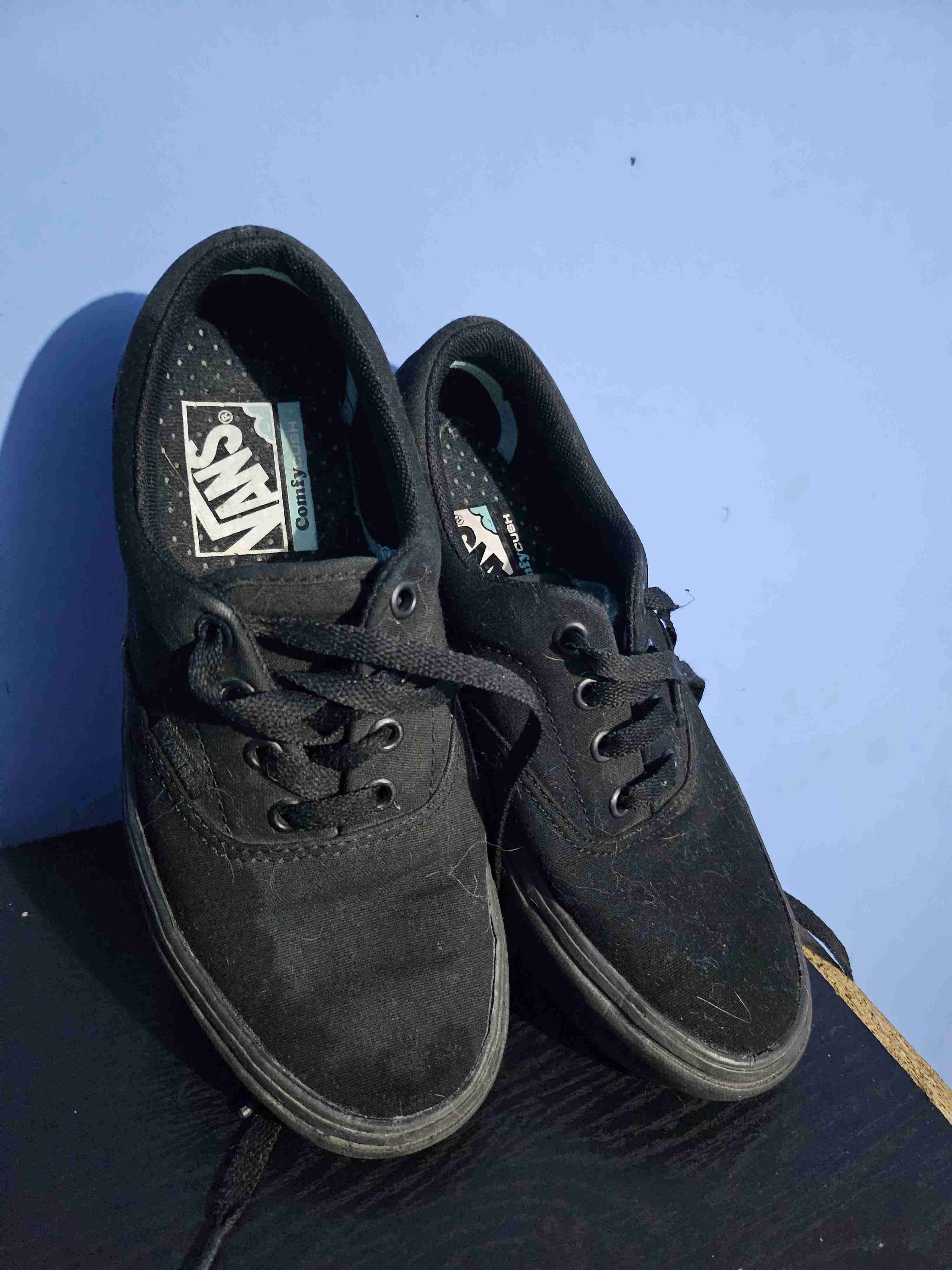 Zapatillas negras Vans usadas - miniatura 2