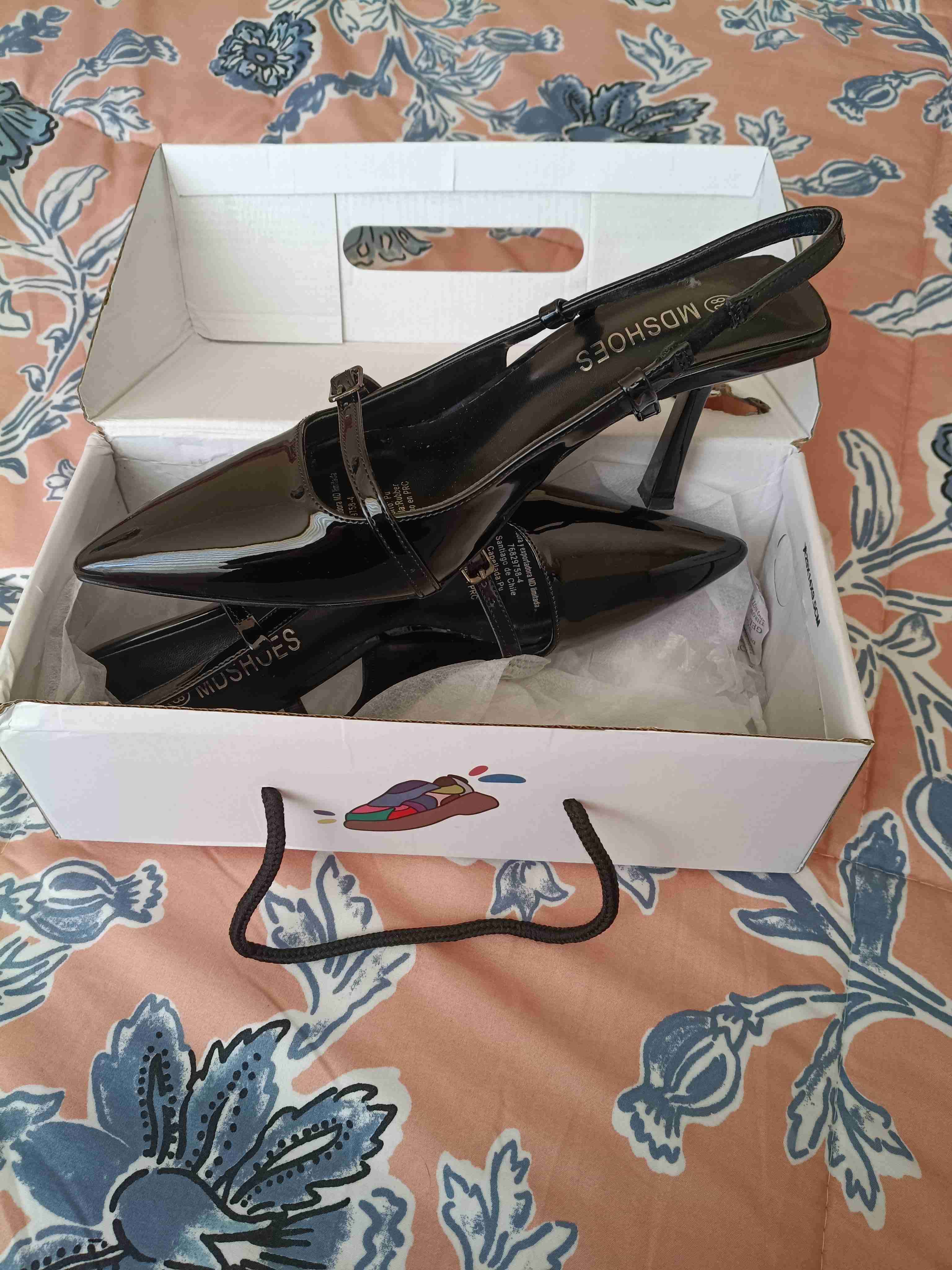 Zapatos de tacón negro - miniatura 2