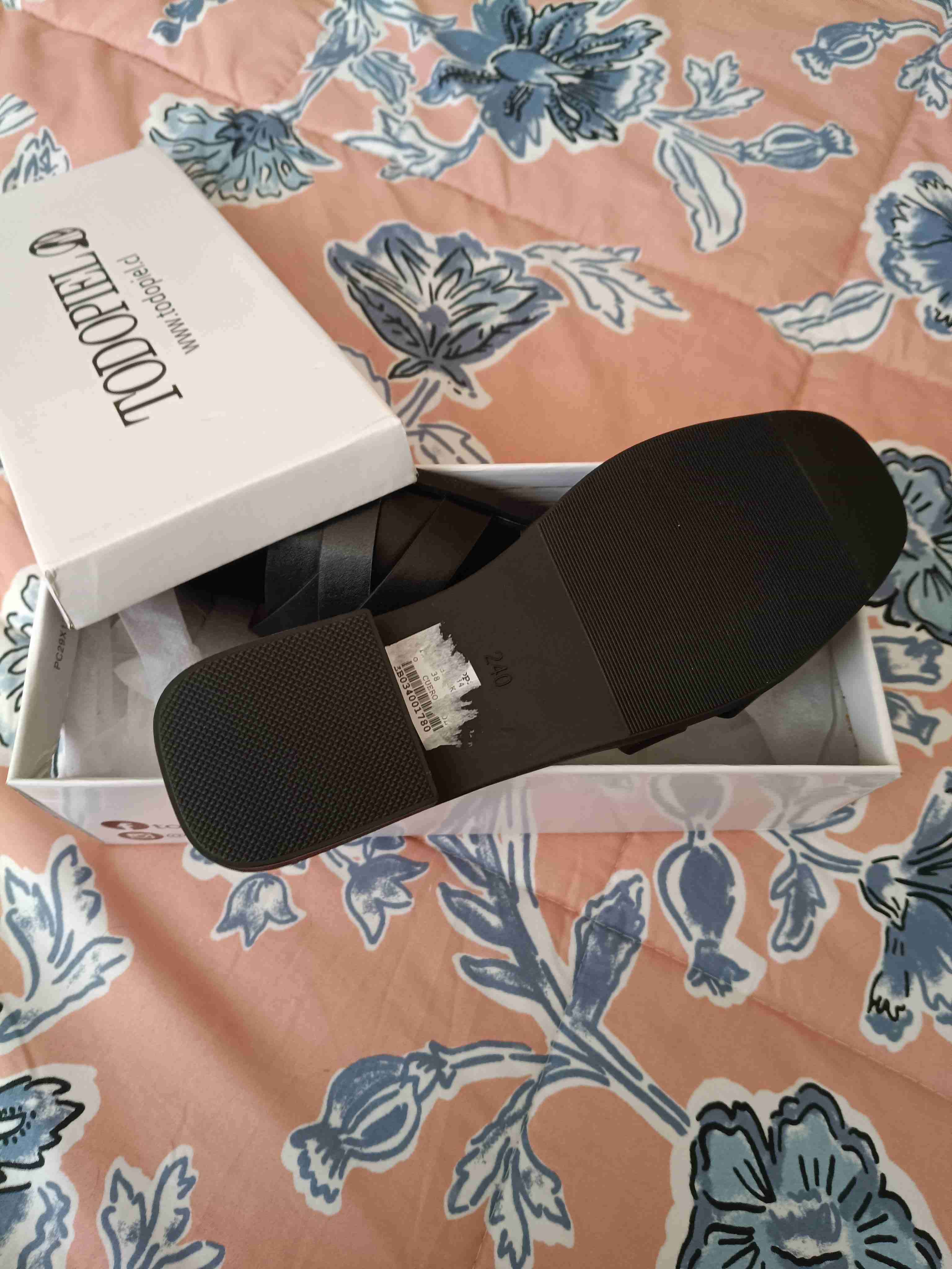 Sandalias negras - miniatura 2