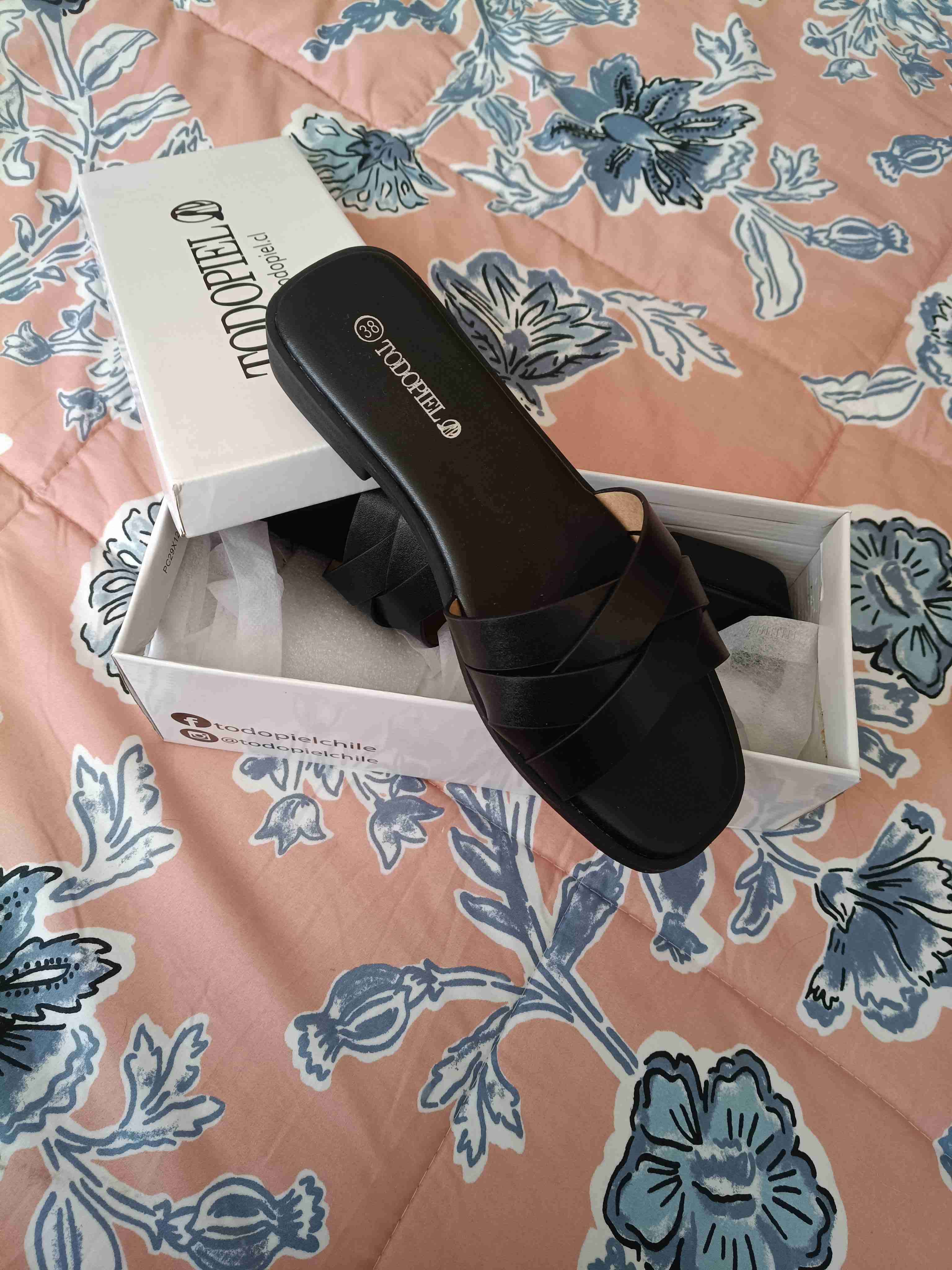 Sandalias negras - miniatura 3