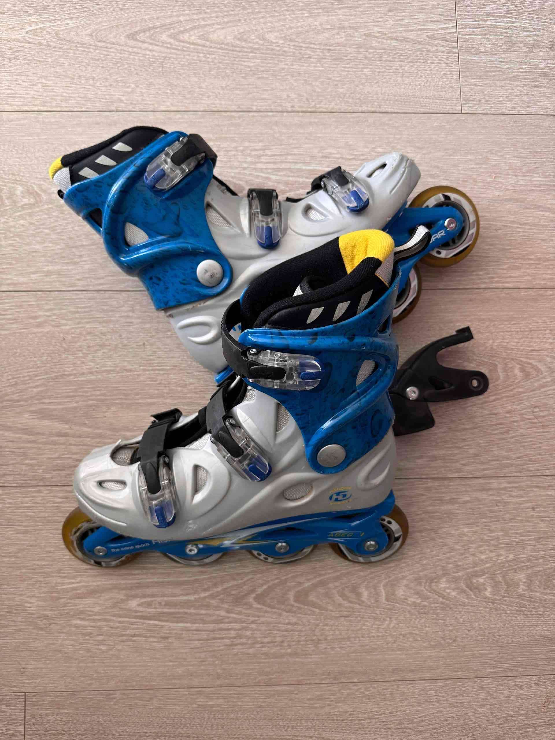 Patines en línea ajustables azul y blanco - miniatura 2