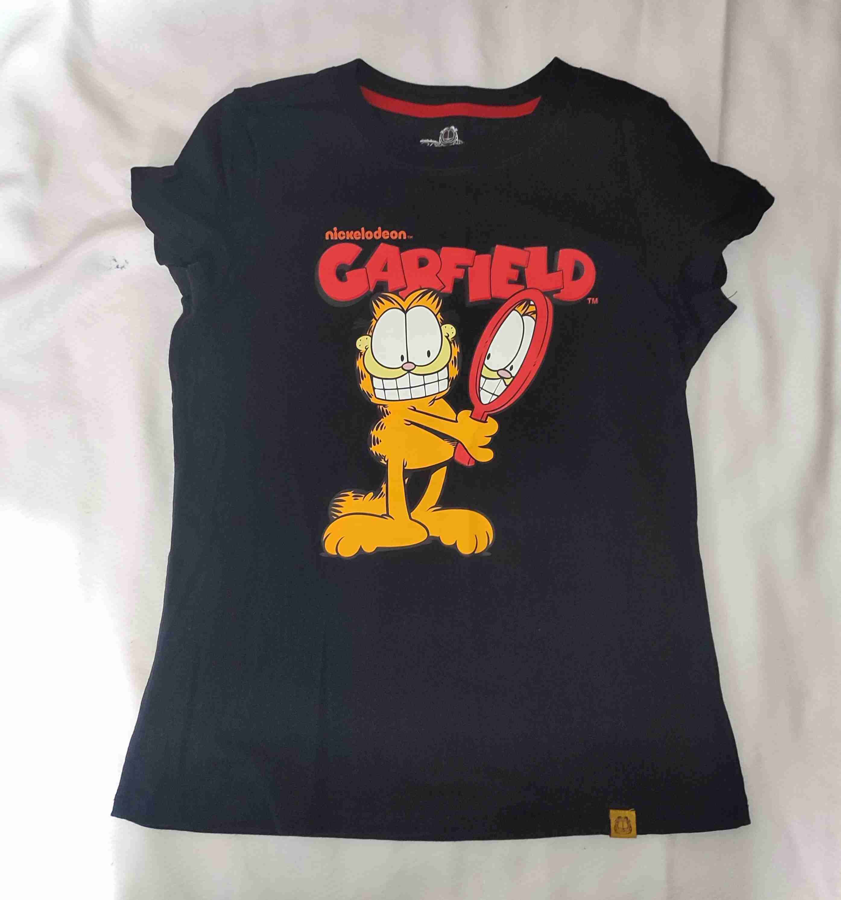 Polera Garfield negra