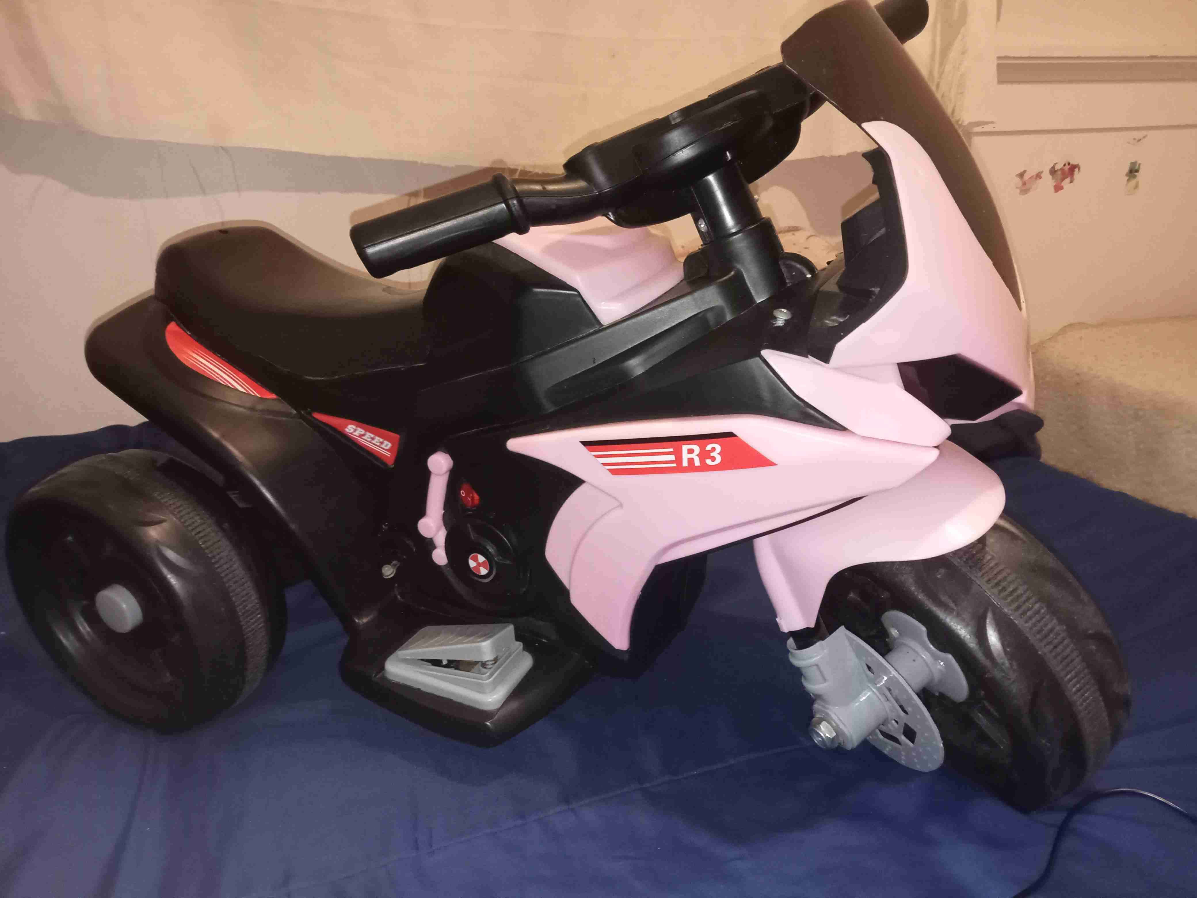 Moto eléctrica infantil rosada - miniatura 6