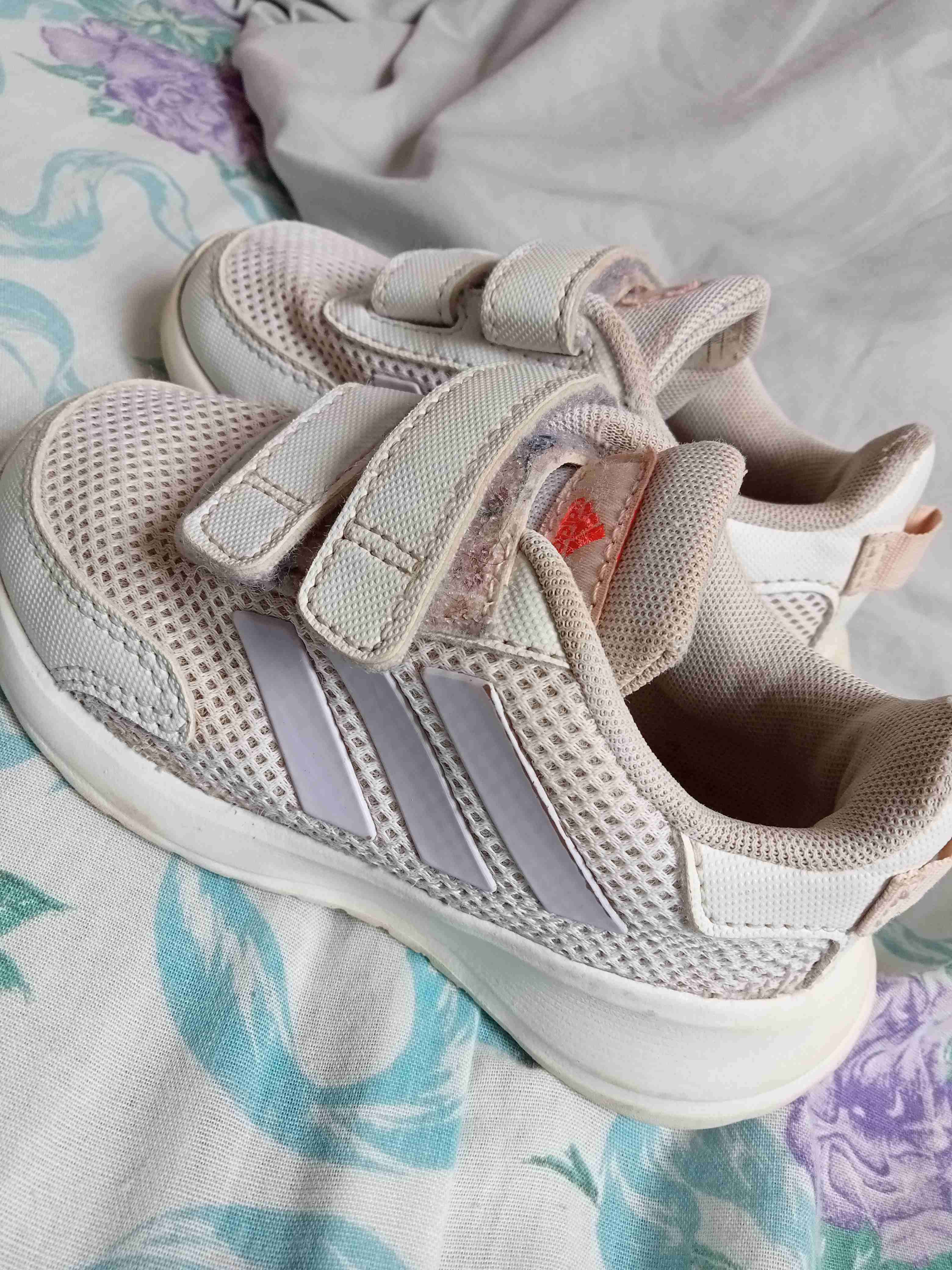 Zapatos variados para niños - miniatura 2