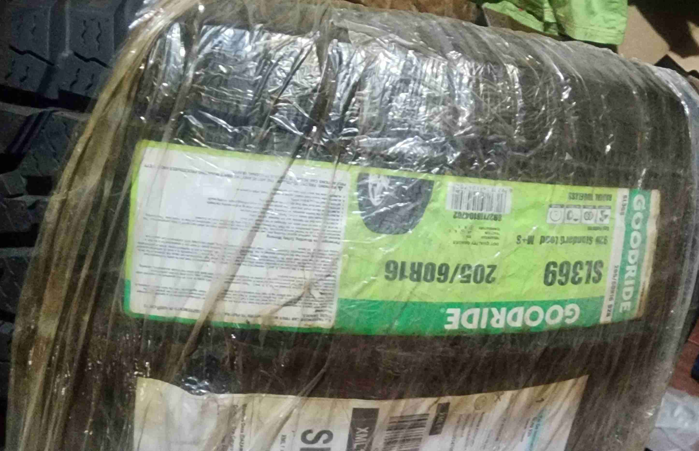 Se vende neomatico nuevo - miniatura 2
