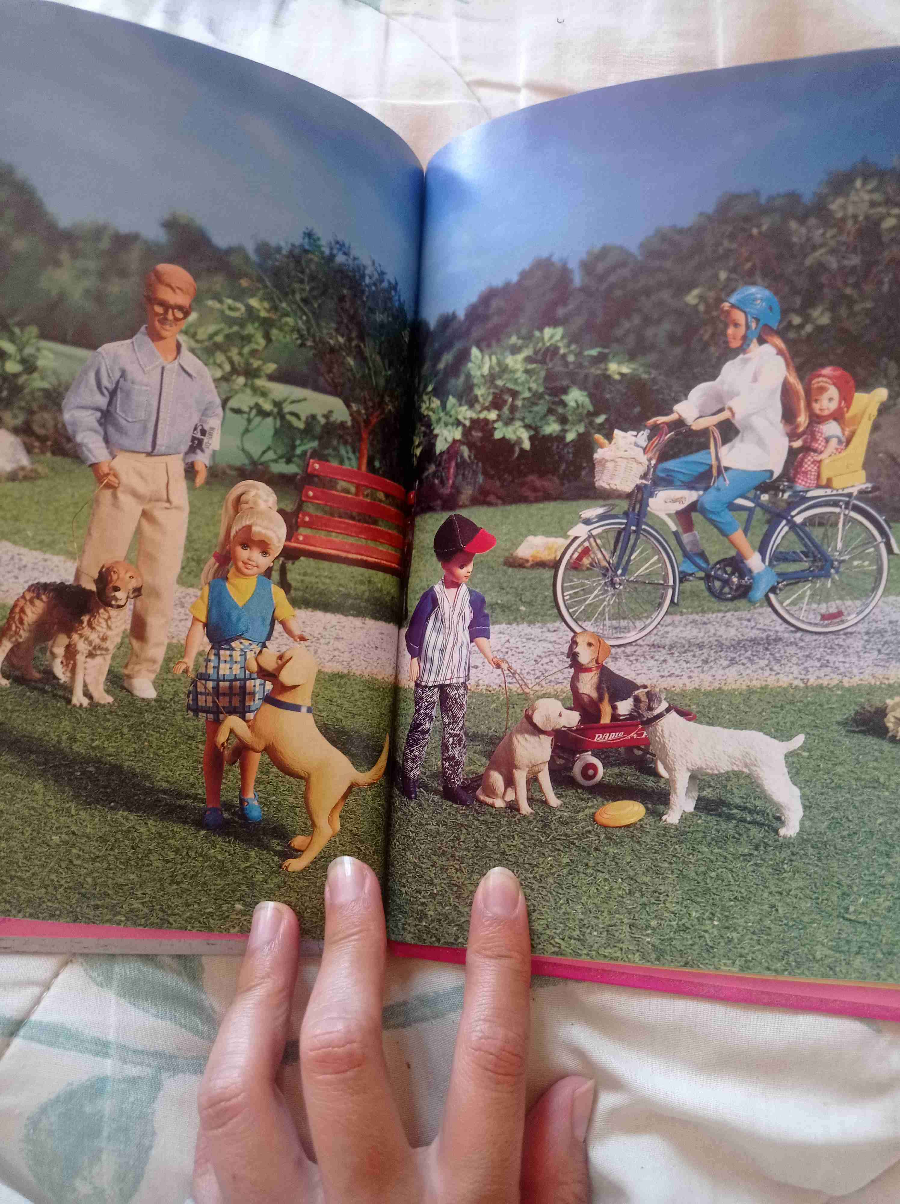 Libro Barbie 'Girl's Best Friend' 1998 - miniatura 2