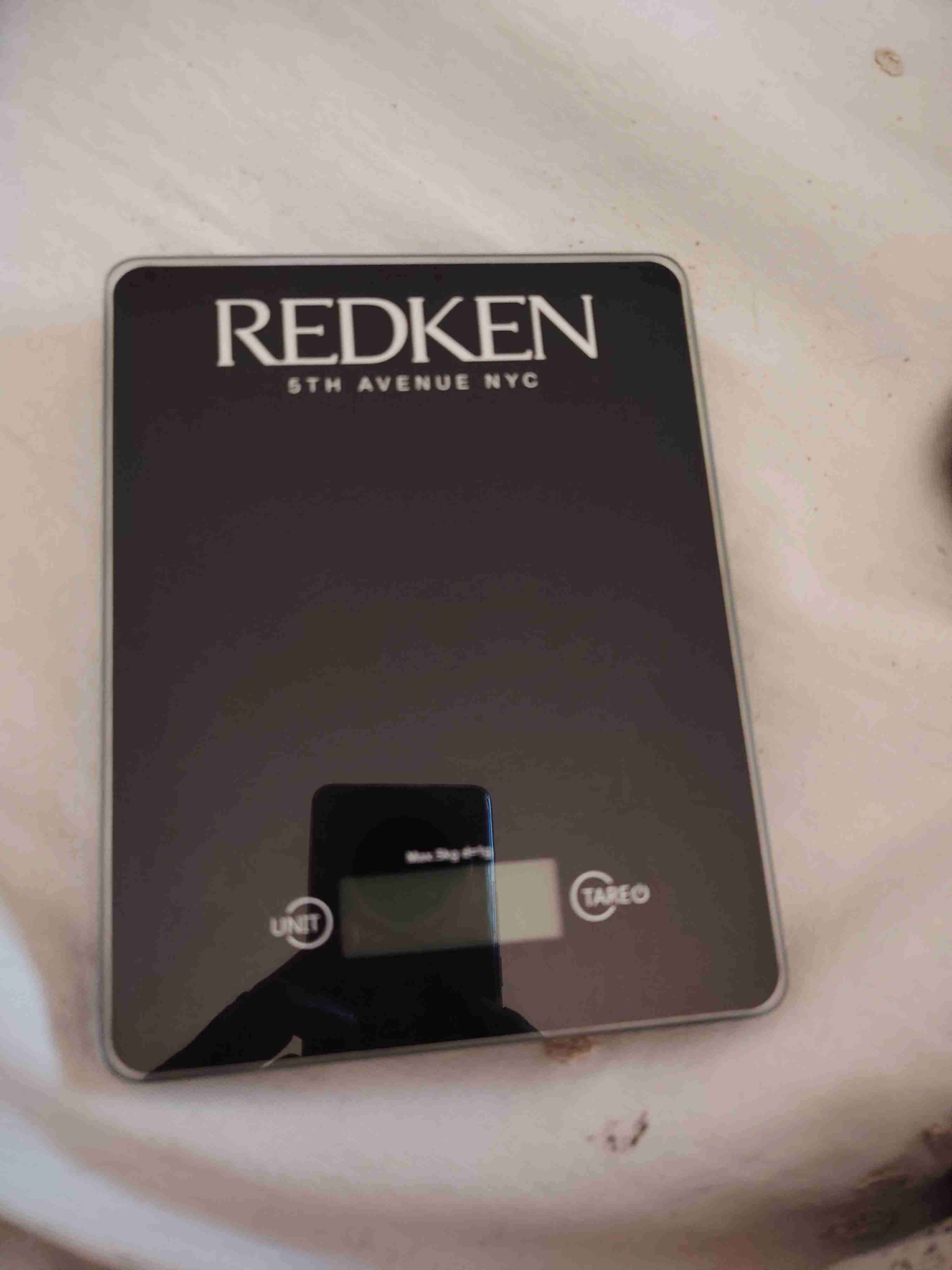 Balanza digital Redken