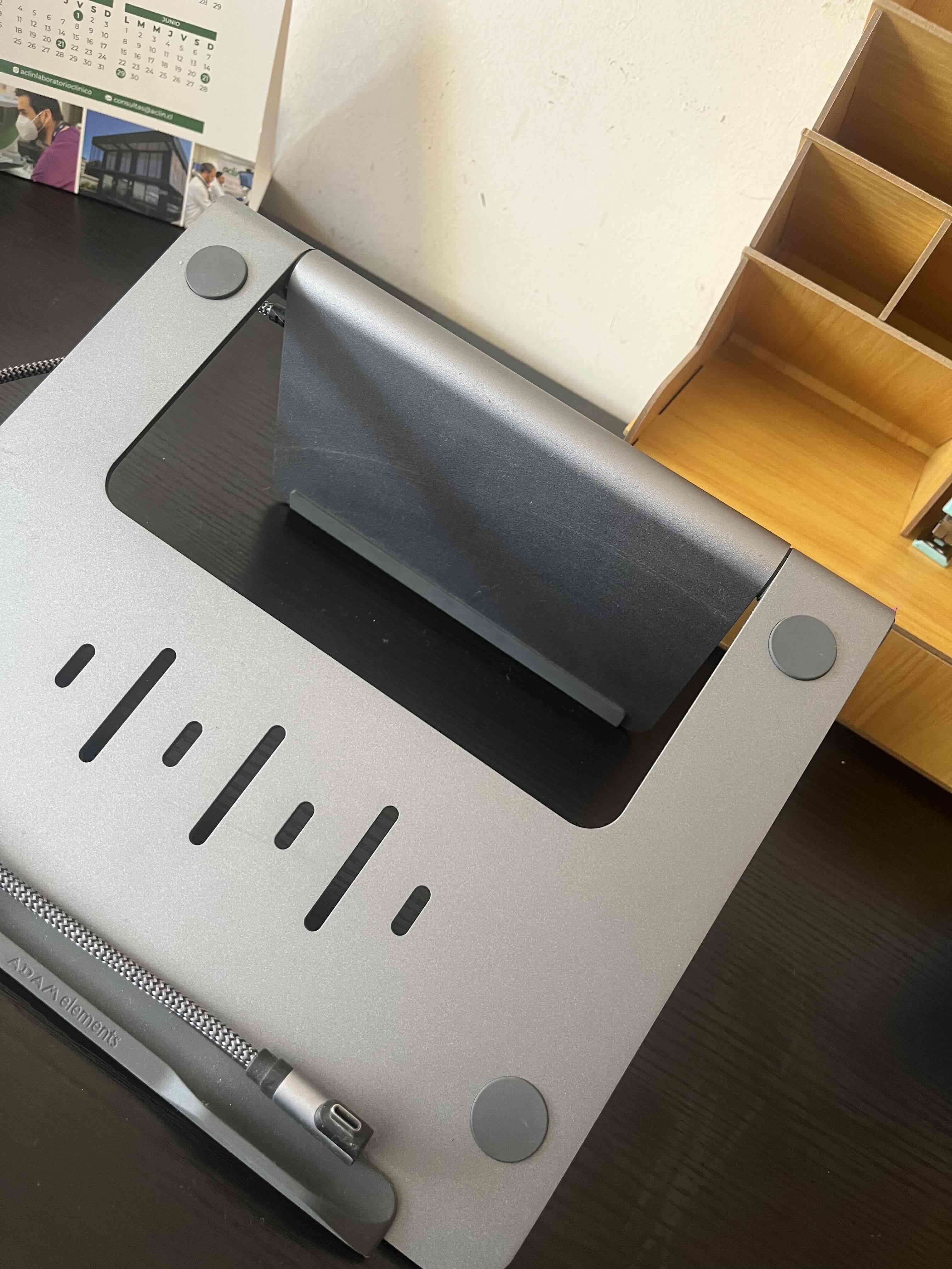 Soporte plegable para laptop - miniatura 3