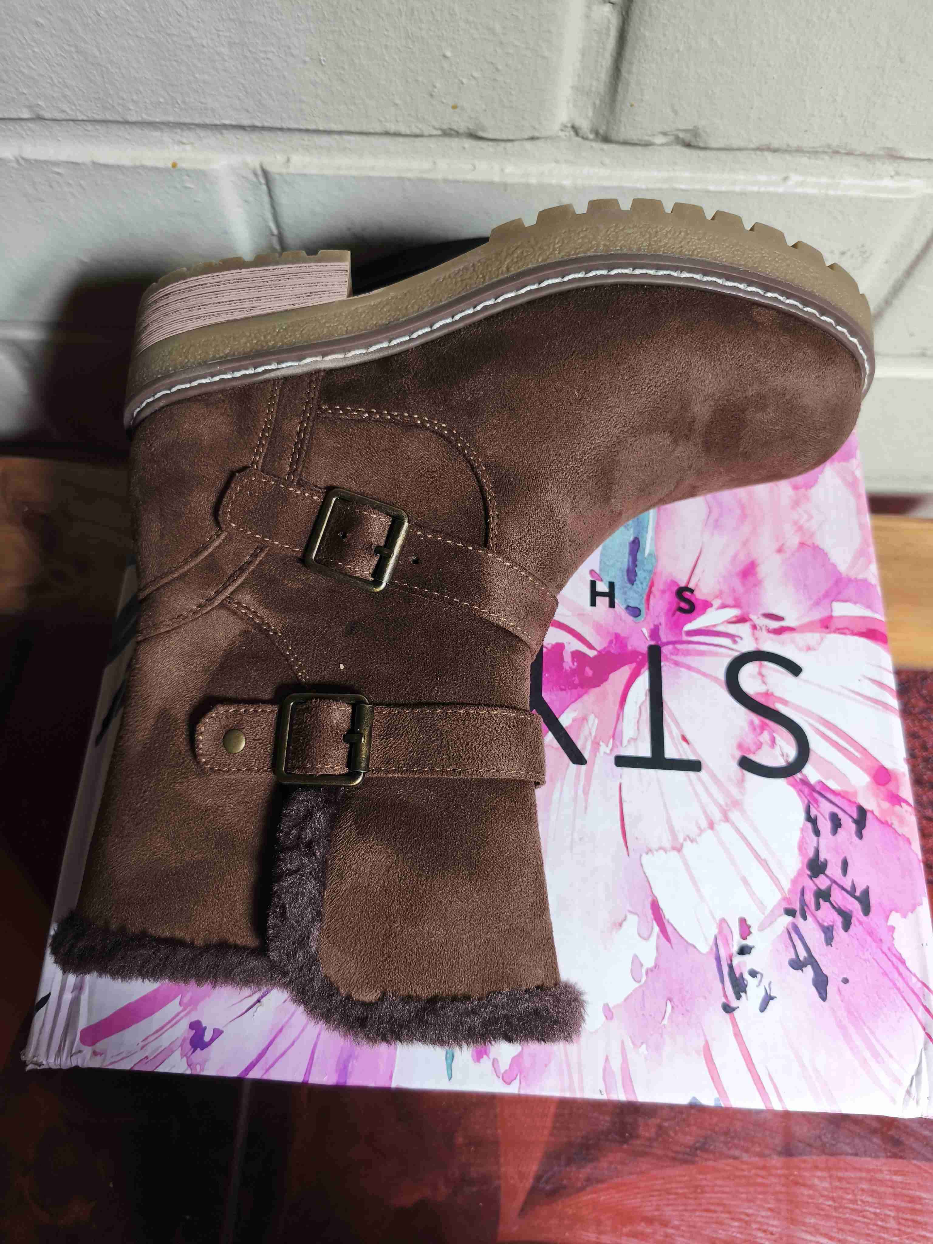 Botas marrones con hebillas - miniatura 3